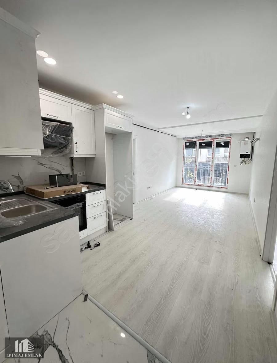 Çatalçeşmede Caddeye 6. Bina 2+1 75 M2 Yeni Bina - Görsel 19