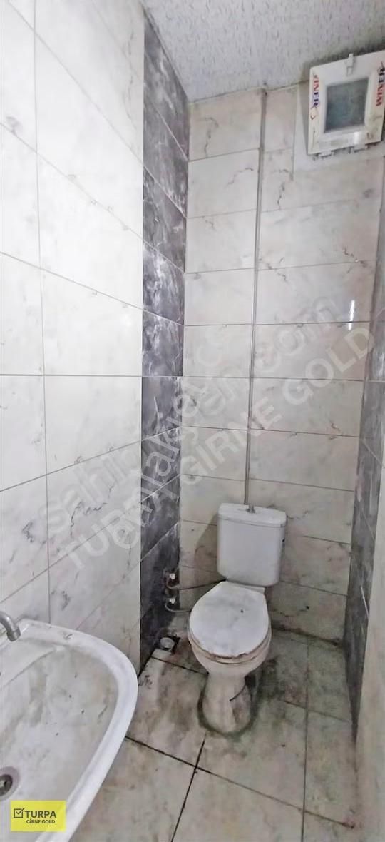 Eşrefpaşa Cad.yakını,işlek 474 Sokak'ta 125m2 Boş Satılık Dükkan - Görsel 6