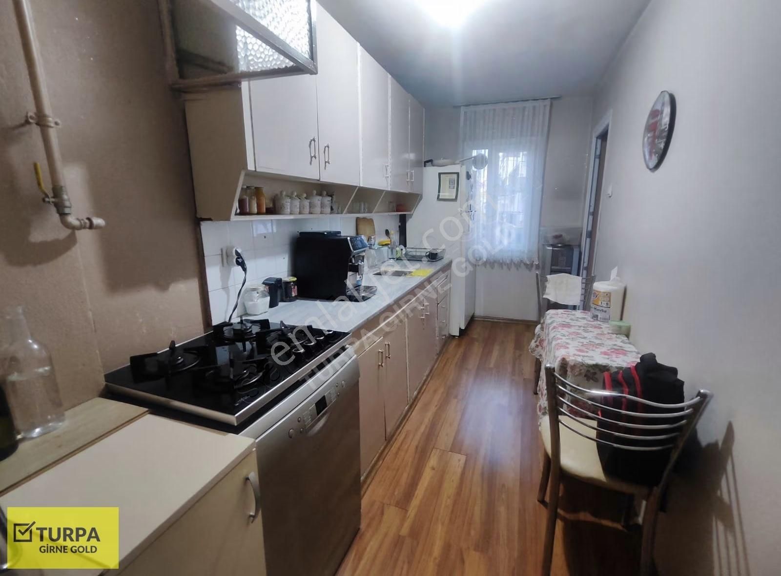 Karşıyaka Bahçelievler De Satılık 3+1 Daire - Görsel 9