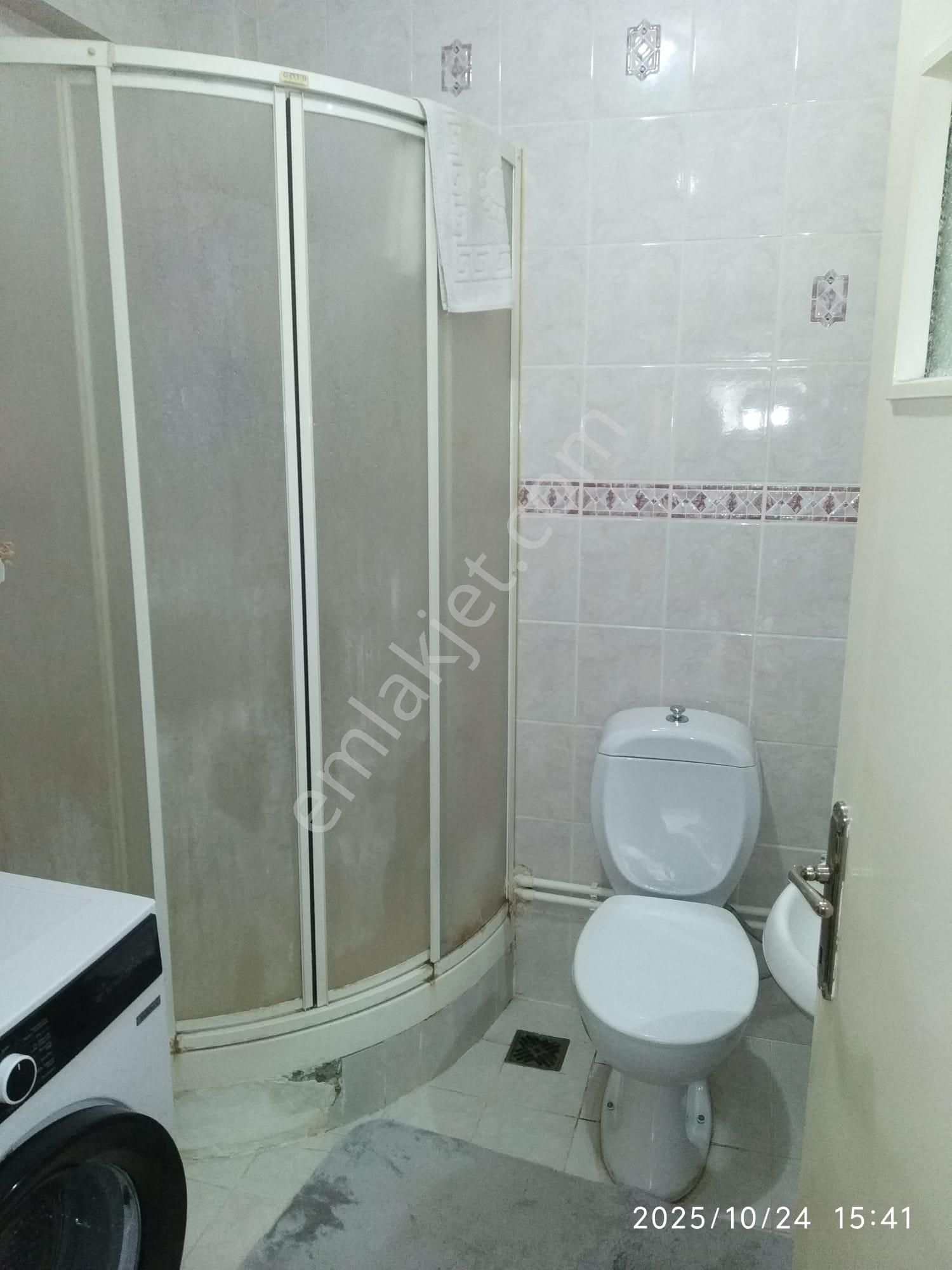 Demetevler Metrosuna Yakın Asansörlü Binada Bağımsız Salon 3+1 Ön Cephe Krediye Uygun Satılık Daire - Görsel 14