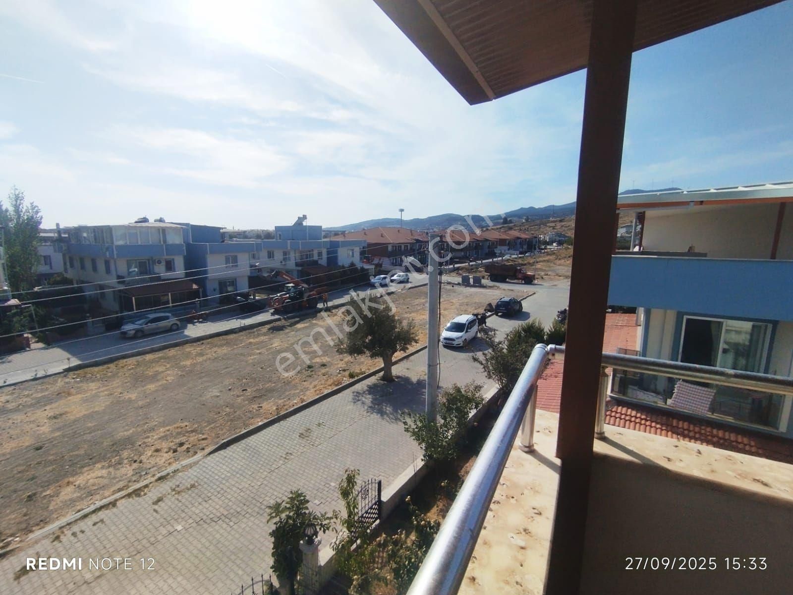 İzmir Dikili Çandarlı Tripleks