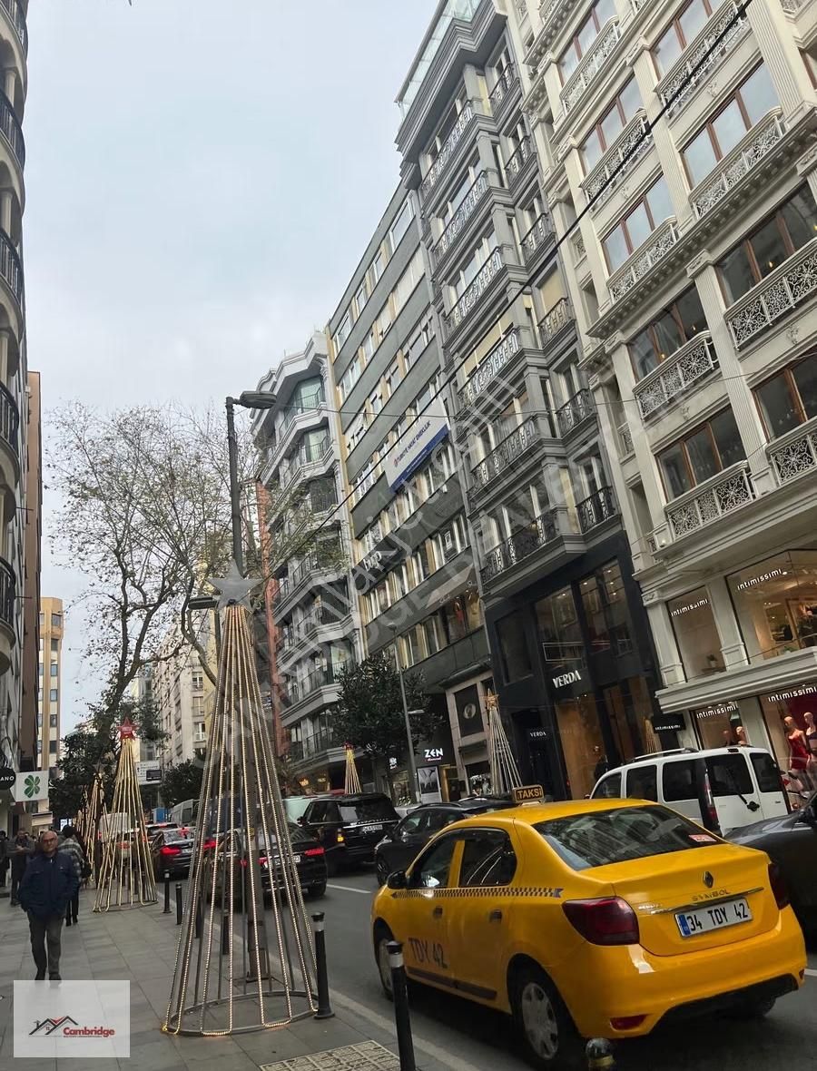 Teşvikiye Işık Lisesine Yakın 40m2 Girişli Devirli Mağaza !!!! - Görsel 15