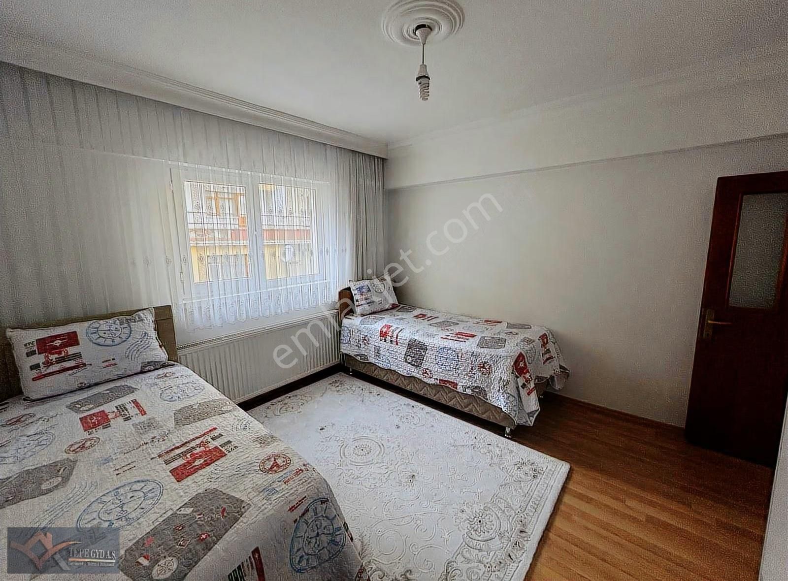 Genişliğine Şaşıracağınız Üç Balkonlu Arakat 3+1 Satılık Daire - Görsel 32