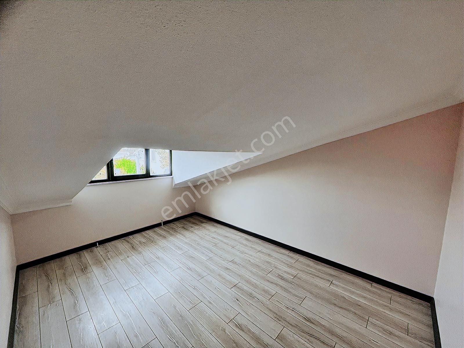 Denize Merkeze Yürüme Mesafeli 6+1 Müstakil Villa Teraslı Parklı - Görsel 2