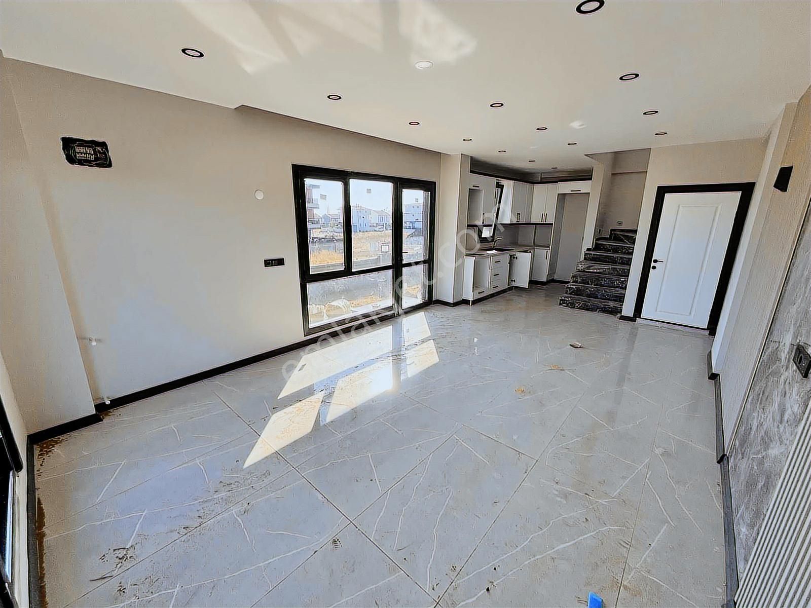 3+1 Geniş Bahçeli Doğalgazlı Villa - Görsel 7