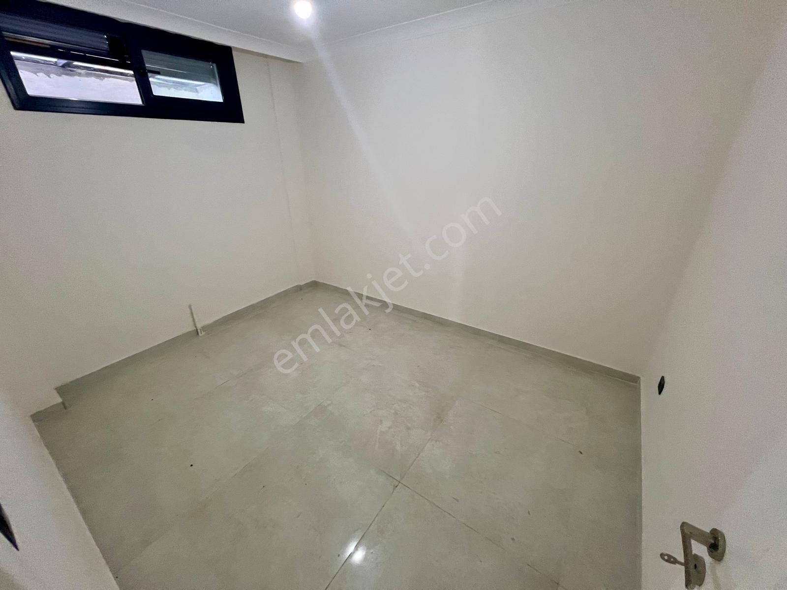 Akçay Aras Emlaktan Gürede Geniş Bahçeli 7+1 Müstakil Villa - Görsel 35