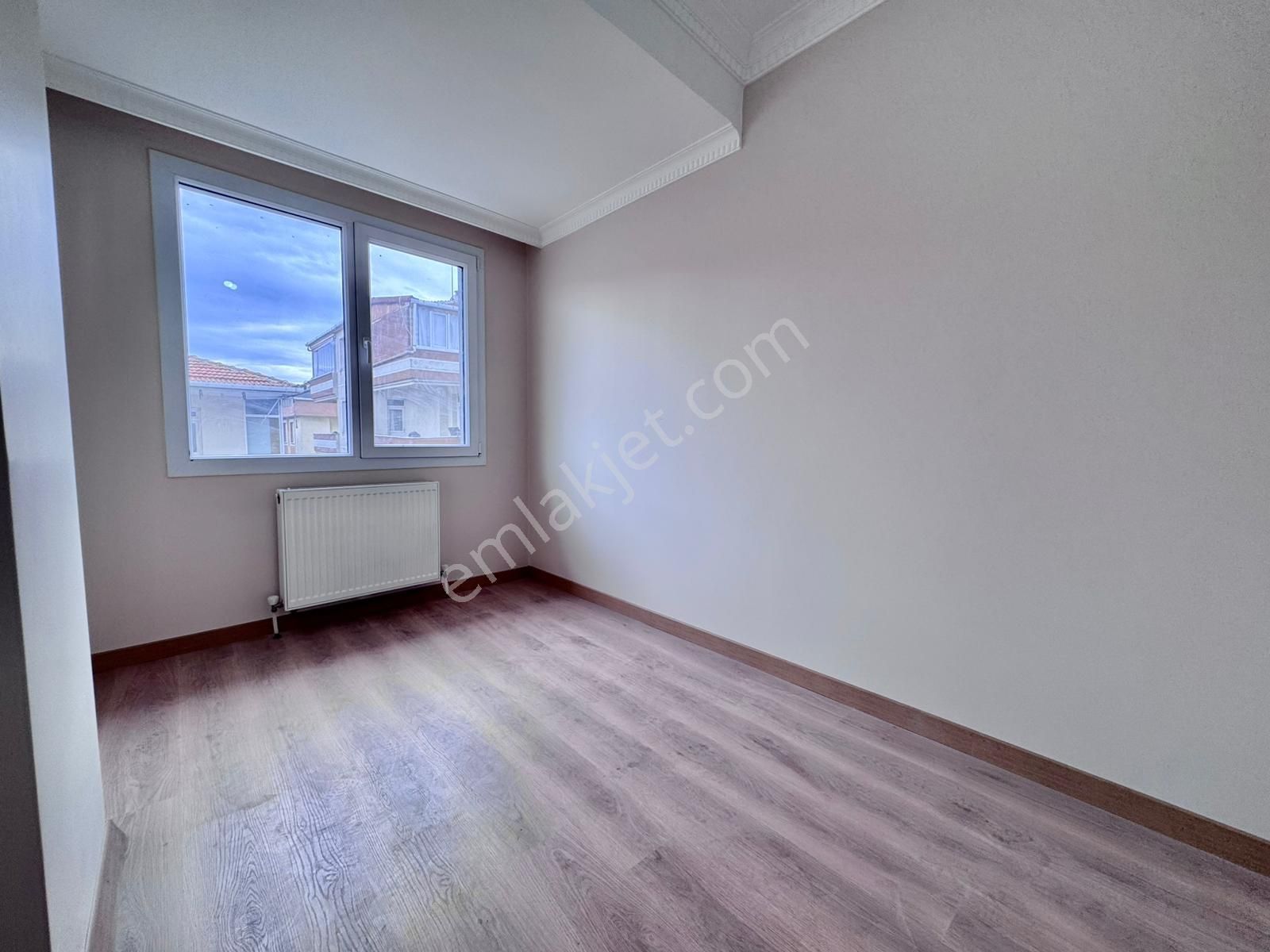 Pegaas'tan Metrobüse 5 Dk Satılık Sıfır 3+1 Ara Kat Daire - Görsel 15