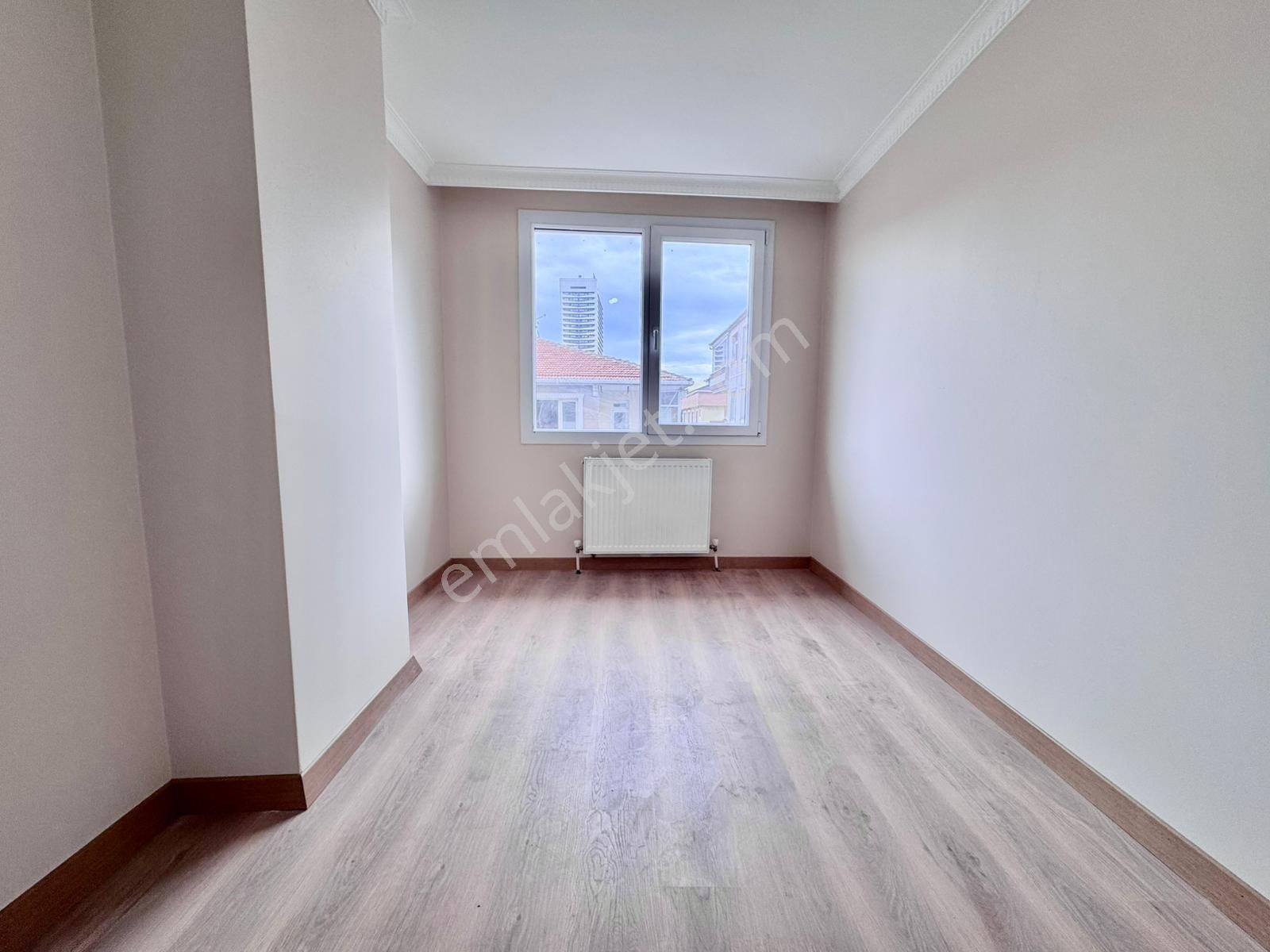 Pegaas'tan Metrobüse 5 Dk Satılık Sıfır 3+1 Ara Kat Daire - Görsel 14