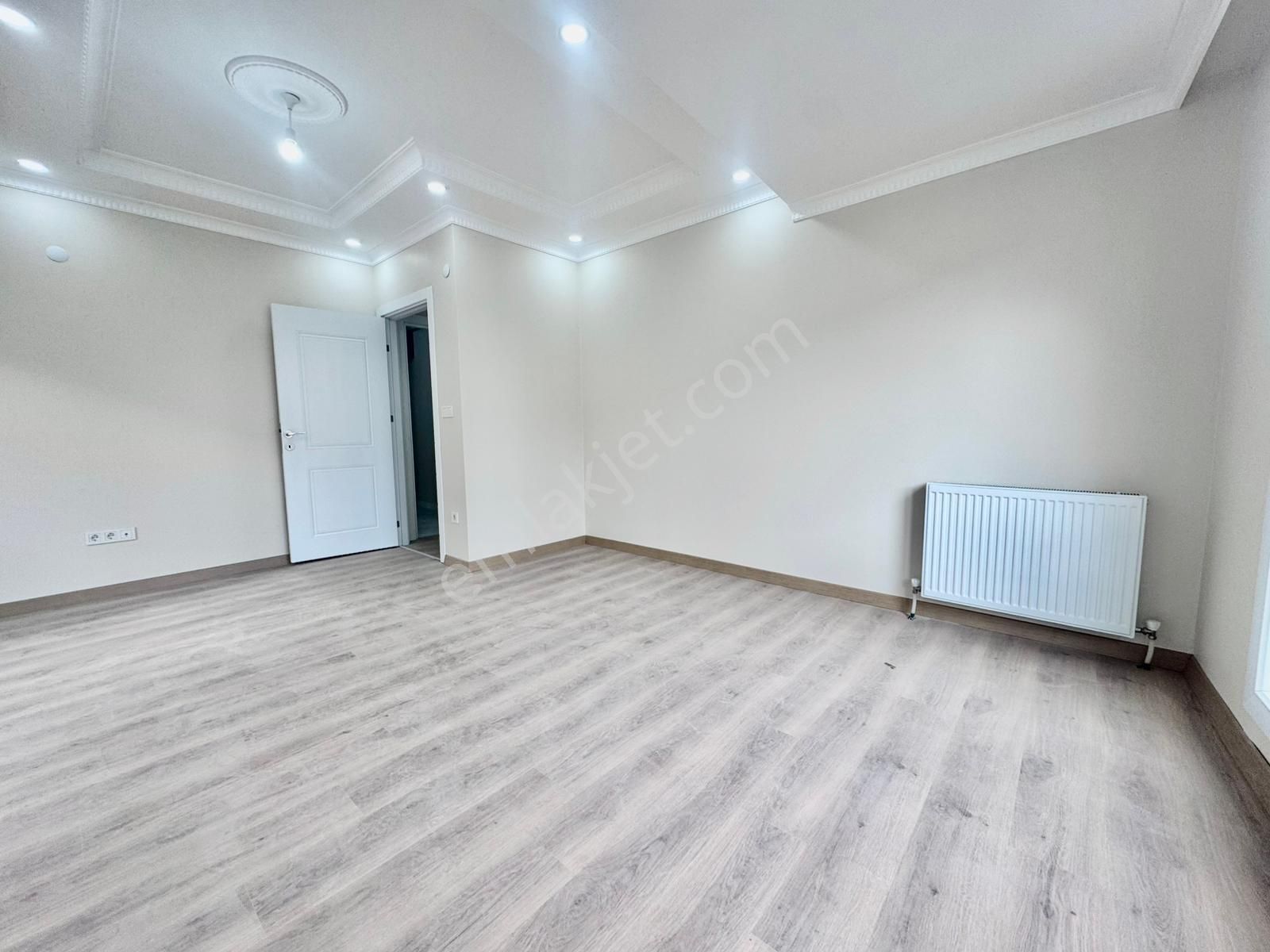 Pegaas'tan Metrobüse 5 Dk Satılık Sıfır 3+1 Ara Kat Daire - Görsel 6