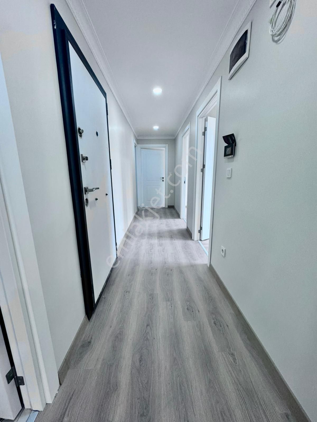 Pegaas'tan Metrobüse 5 Dk Satılık Sıfır 3+1 Ara Kat Daire - Görsel 33