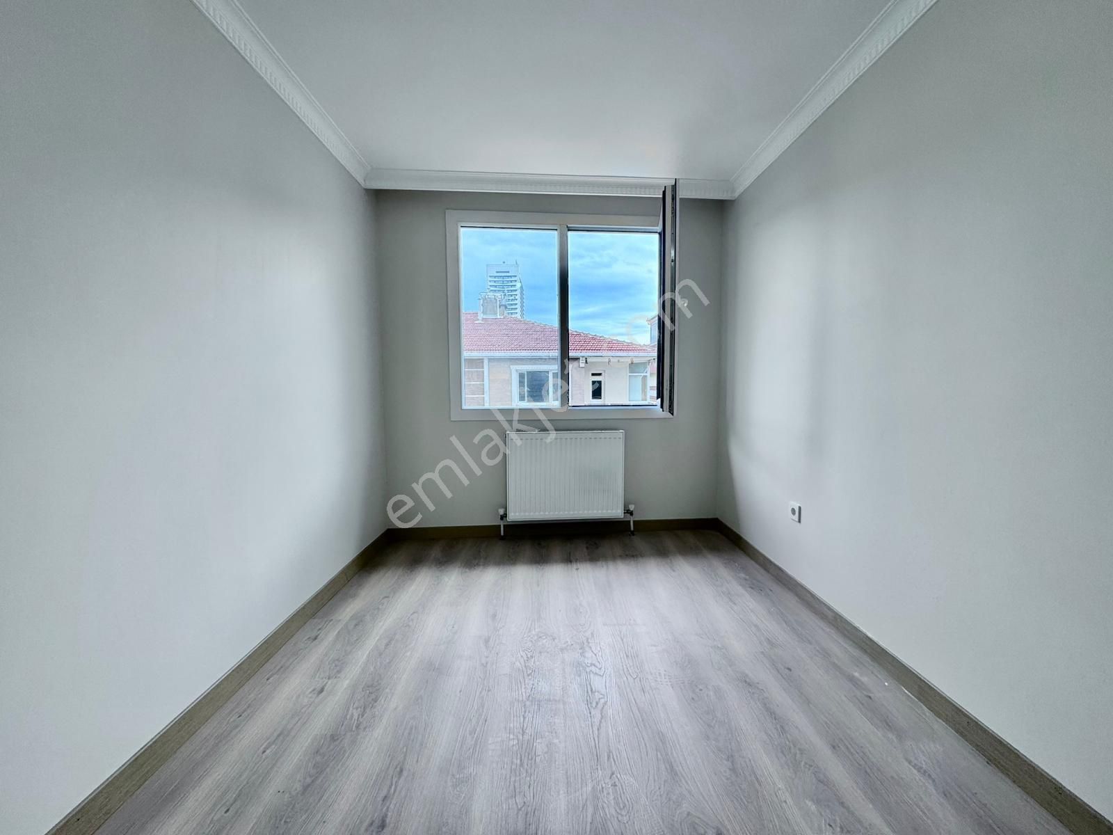 Pegaas'tan Metrobüse 5 Dk Satılık Sıfır 3+1 Ara Kat Daire - Görsel 22