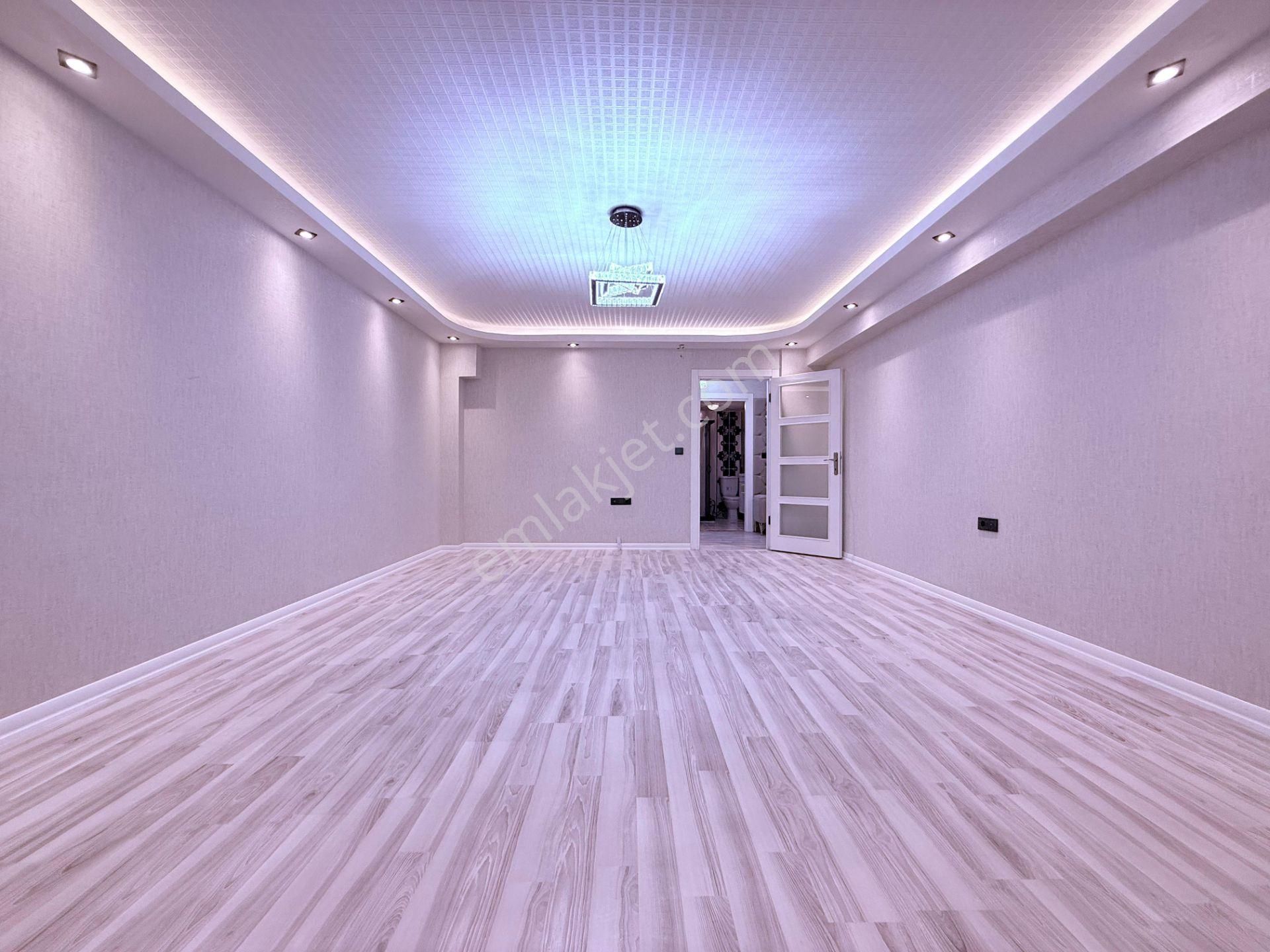 Evin Bizde Garantiden Öncepheli İskanlı 3+1 Acil Satılık Daire - Görsel 32