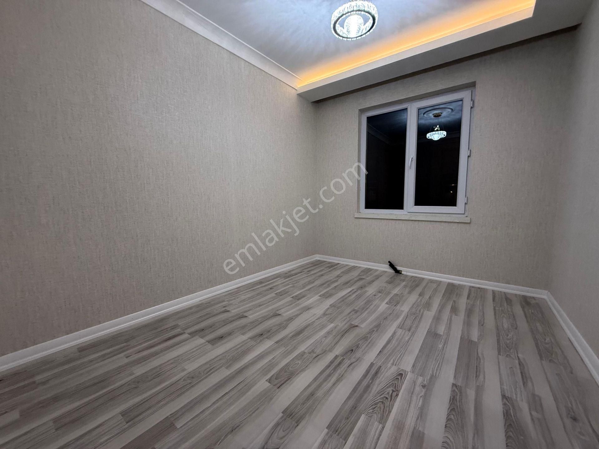 Evin Bizde Garantiden Öncepheli İskanlı 3+1 Acil Satılık Daire - Görsel 21