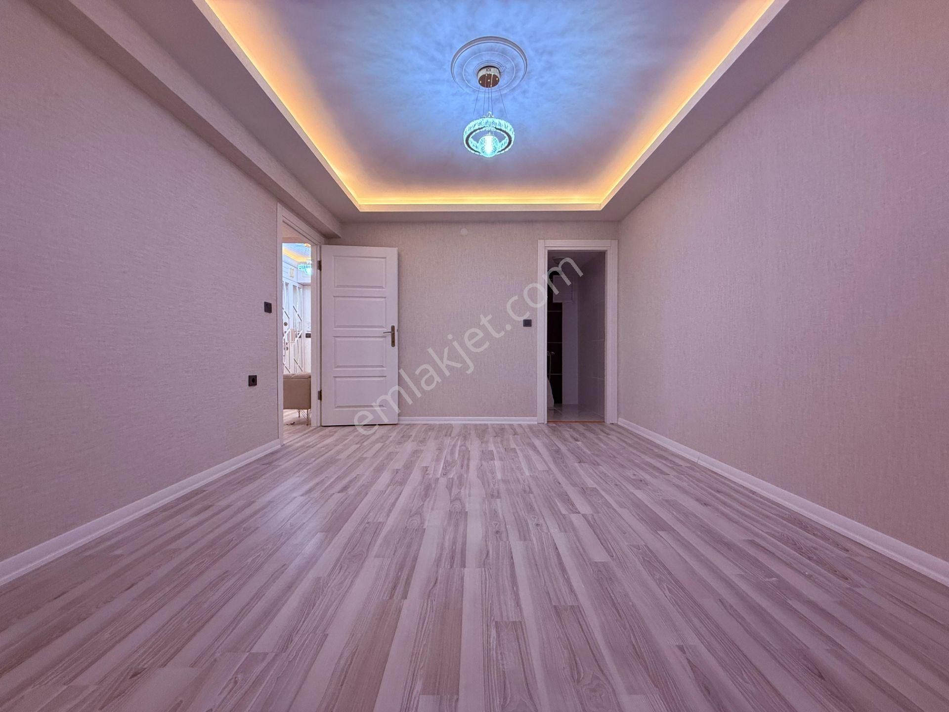 Evin Bizde Garantiden Öncepheli İskanlı 3+1 Acil Satılık Daire - Görsel 31