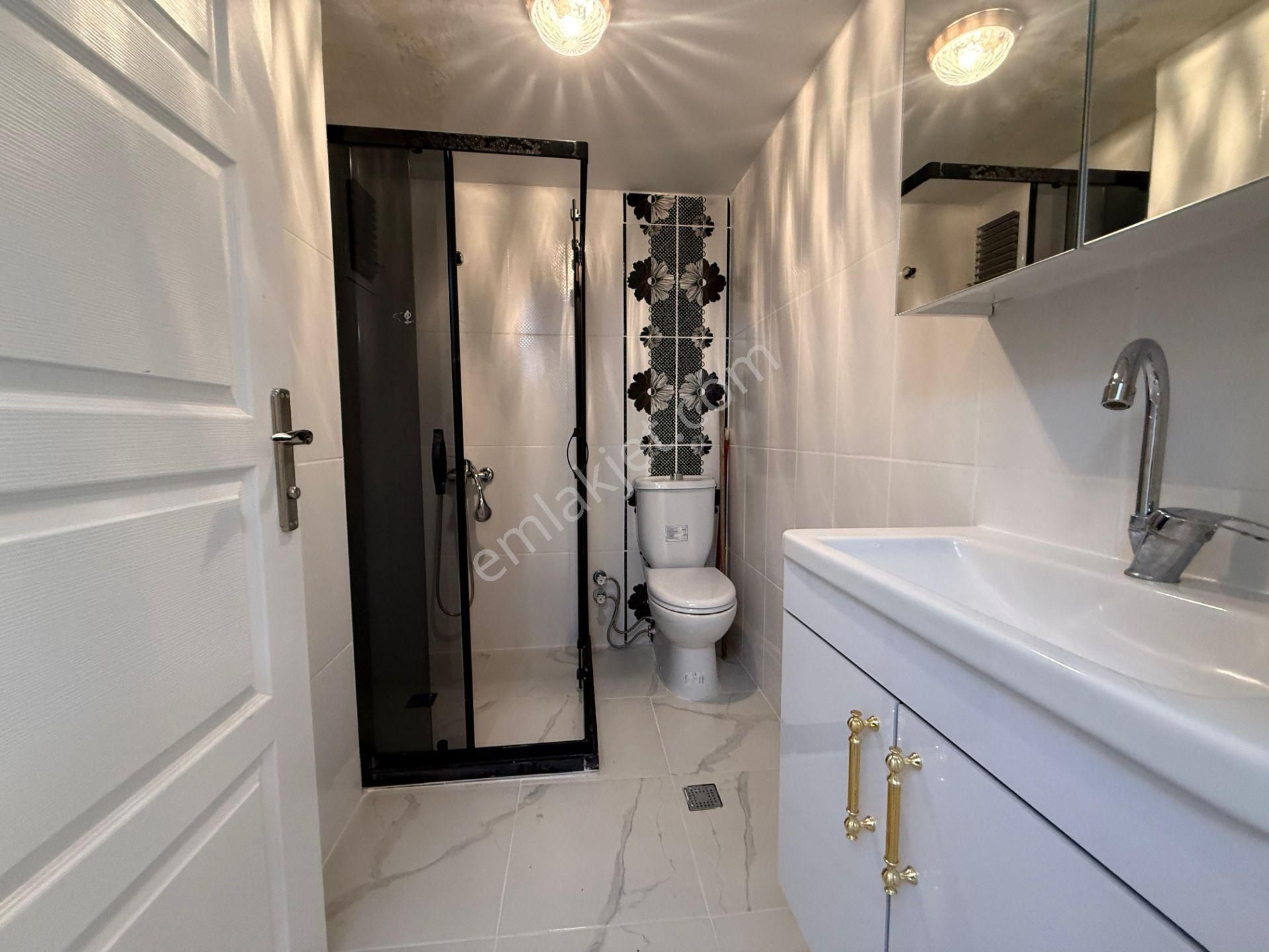 Evin Bizde Garantiden Öncepheli İskanlı 3+1 Acil Satılık Daire - Görsel 17