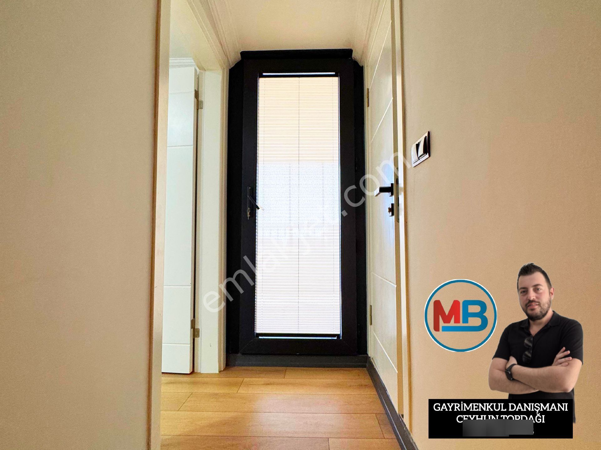 Didimde Satılık 3+1 Müstakil Bahçeli Havuzlu Bahçeli Full Eşyalı Tripleks Villa - Görsel 4