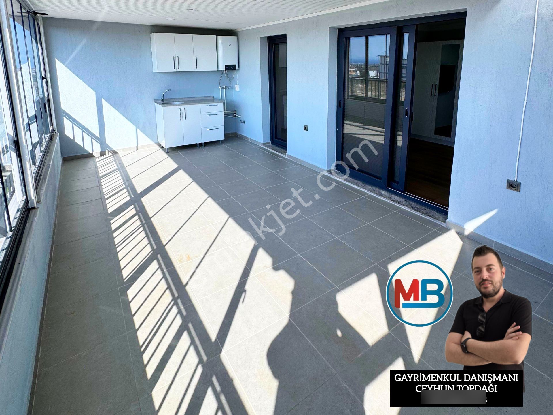 Didimde Satılık 3+1 Müstakil Bahçeli Havuzlu Bahçeli Full Eşyalı Tripleks Villa - Görsel 16