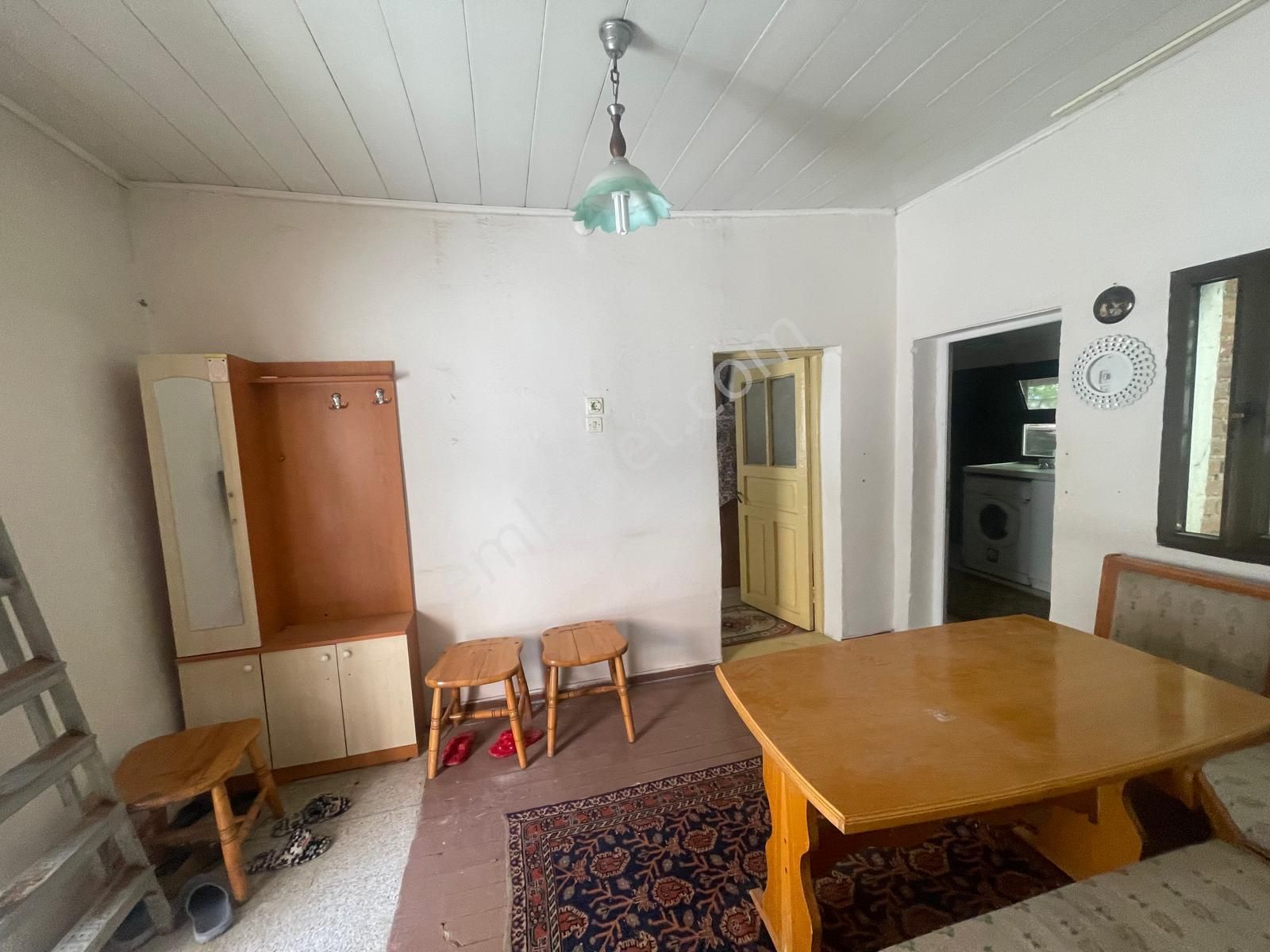 Bayraklı Çay Satılık 2+1 Müstakil Ev - Görsel 22