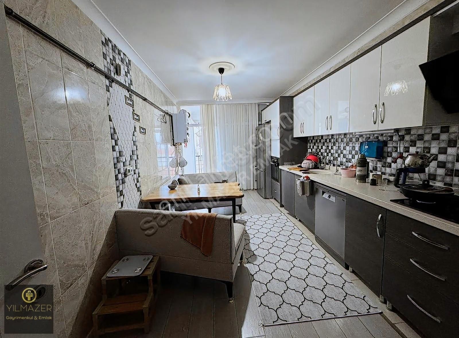 Yılmazer'den Ful Manzara Sitede Şahane Konumuyla 3+1 Acil Satlık - Görsel 13