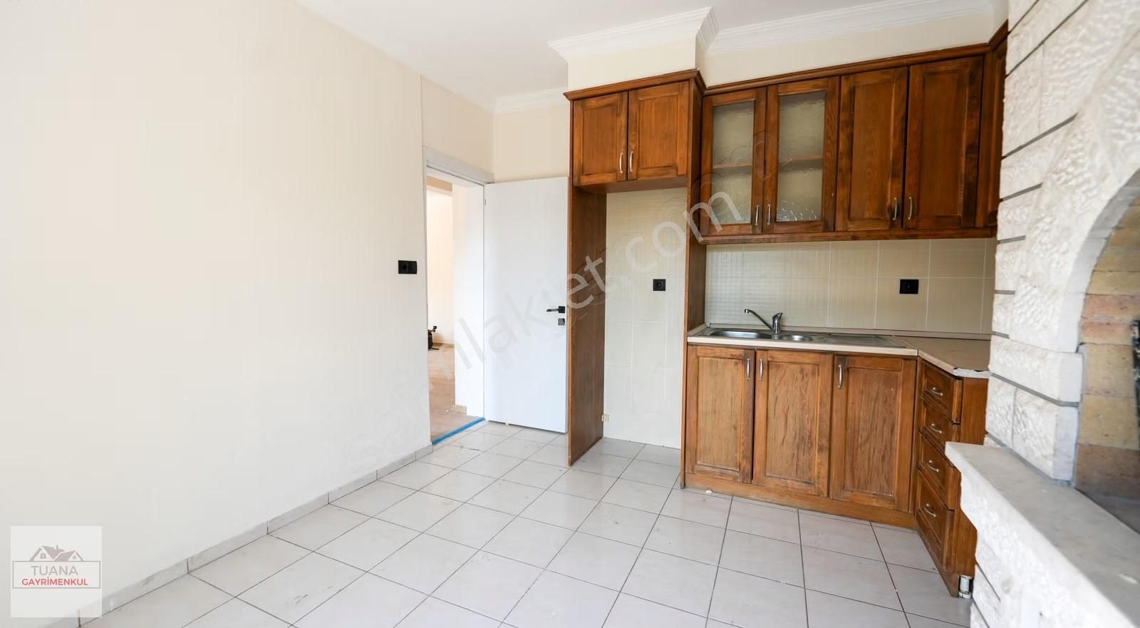 Tuana Gayrimenkul'den 1064m² İçerisinde 3+1 Müstakil Ev - Görsel 14