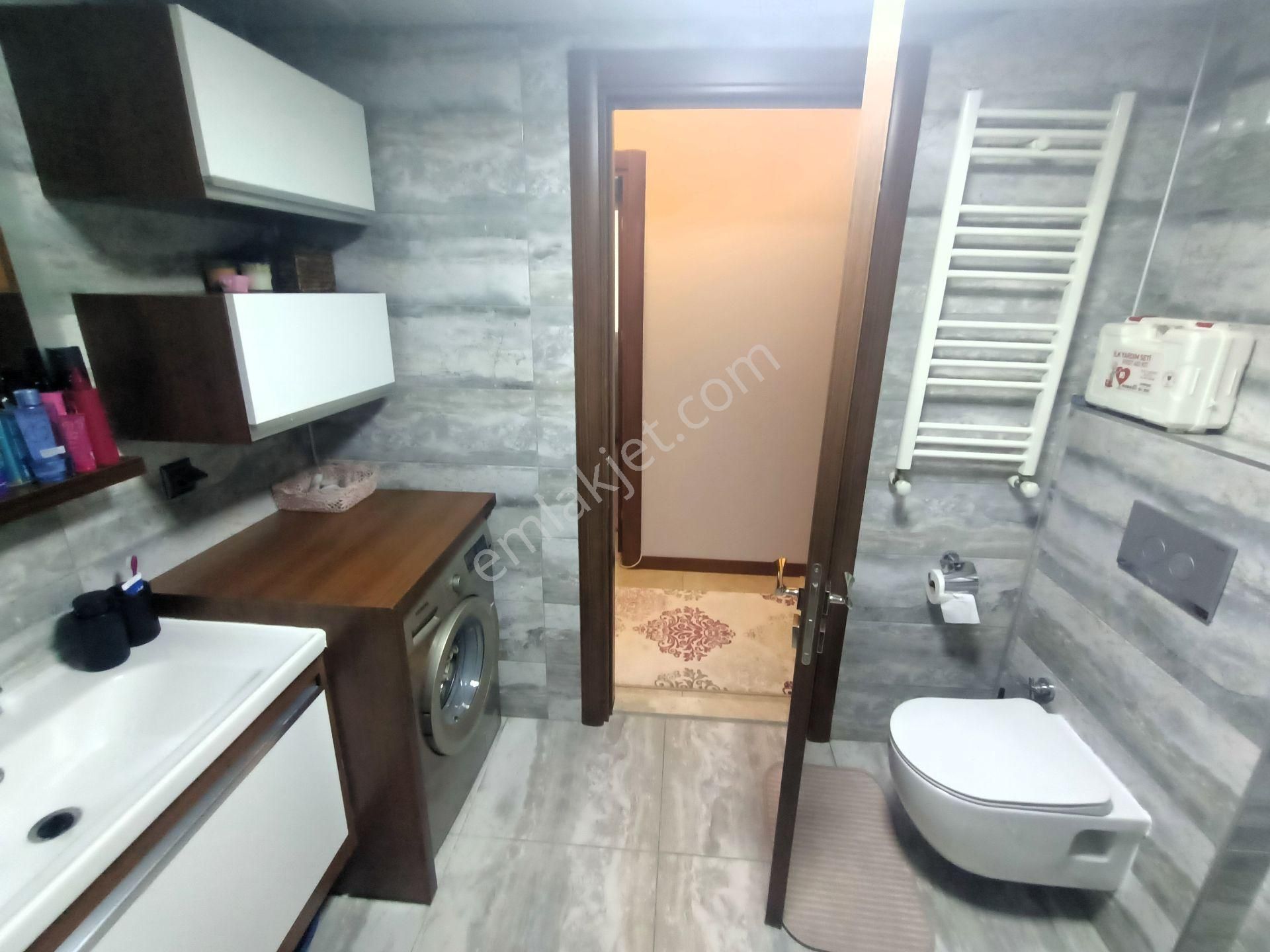 Karşıyaka Şemiklerde Kapalı Otoparklı Ebv. Banyolu 3+1 Daire - Görsel 25