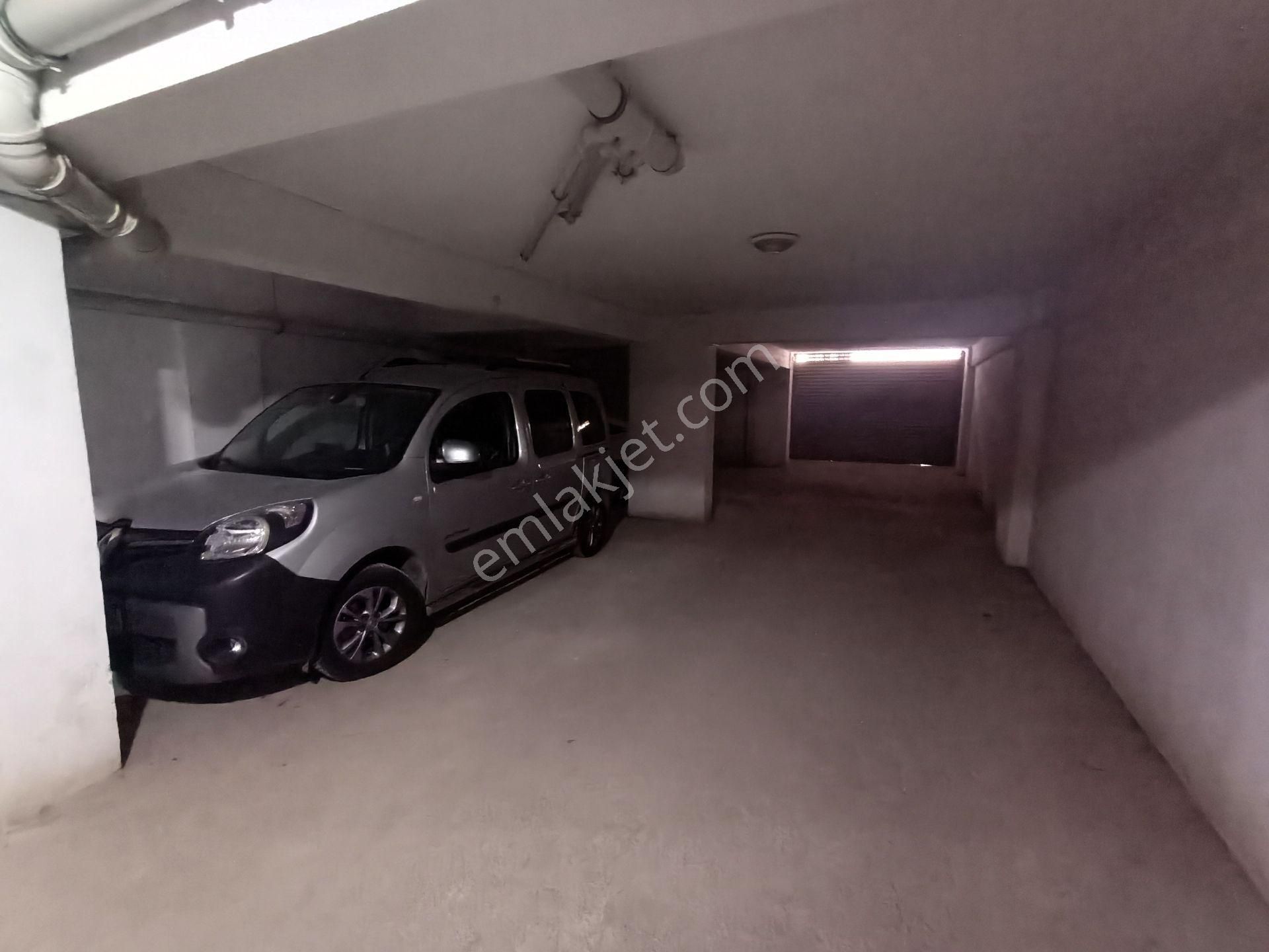 Karşıyaka Şemiklerde Kapalı Otoparklı Ebv. Banyolu 3+1 Daire - Görsel 31