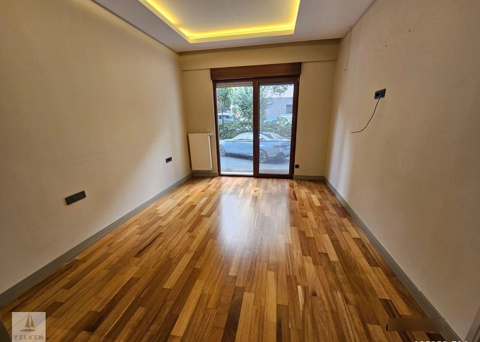 Çiftehavuzlar Sahilde Prestijli 2+1 Balkonlu Boş Daire - Görsel 13