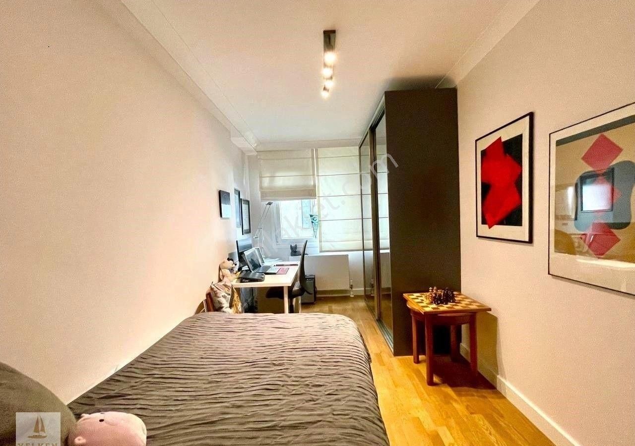 Caddebostan Hamam Sokak'ta 140m2 3+1 Kombili 1 Yıllık - Görsel 5