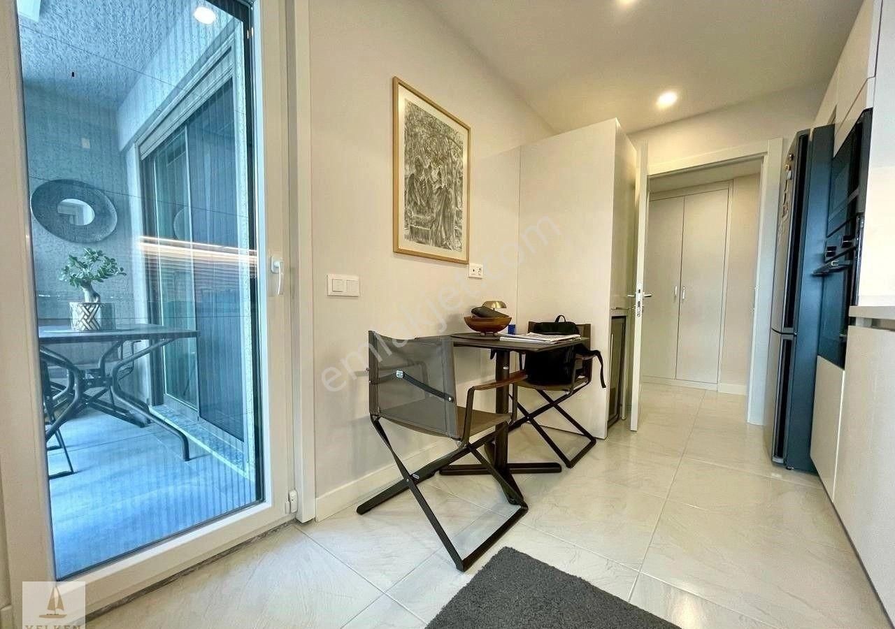 Caddebostan Hamam Sokak'ta 140m2 3+1 Kombili 1 Yıllık - Görsel 7