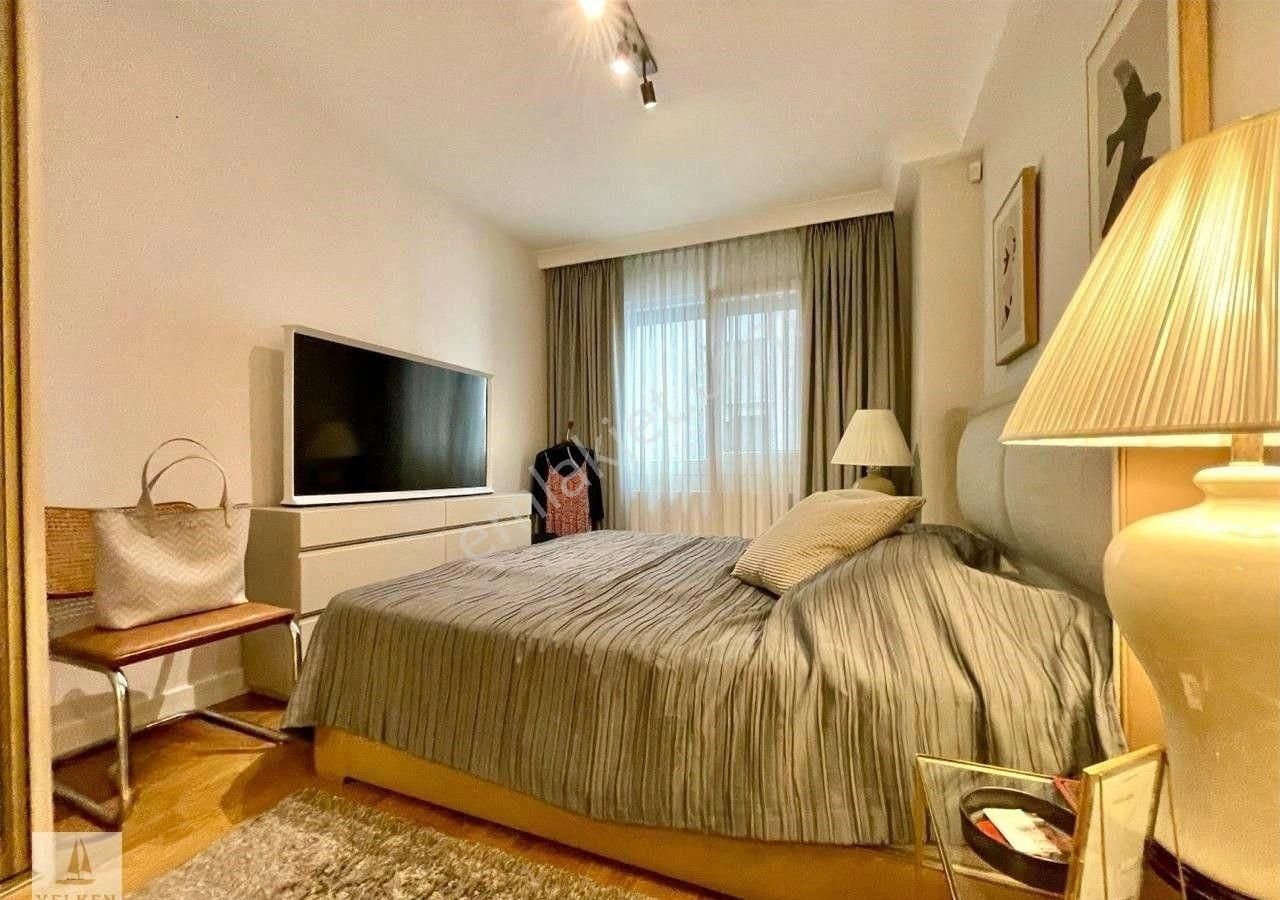 Caddebostan Hamam Sokak'ta 140m2 3+1 Kombili 1 Yıllık - Görsel 8