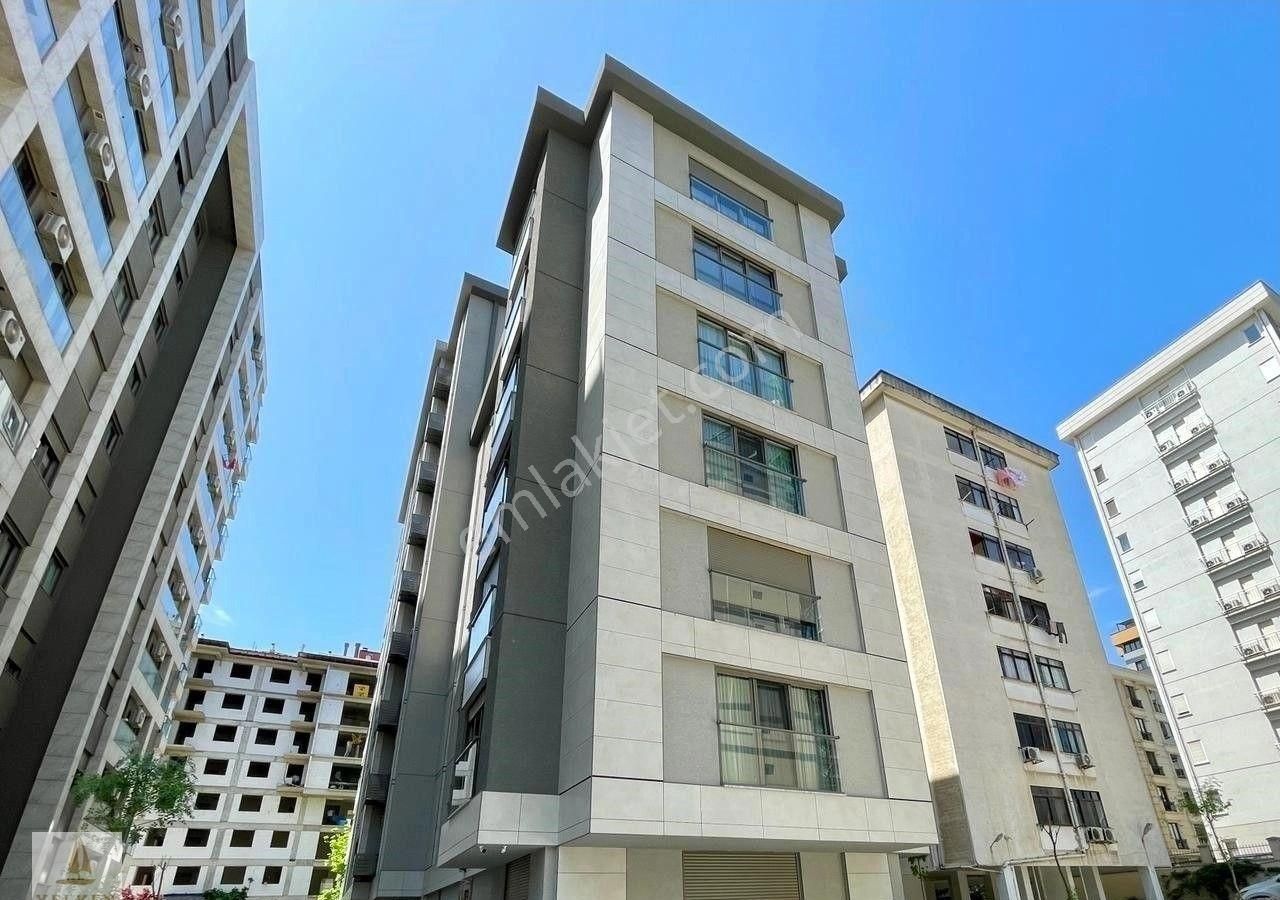 Caddebostan Hamam Sokak'ta 140m2 3+1 Kombili 1 Yıllık - Görsel 2