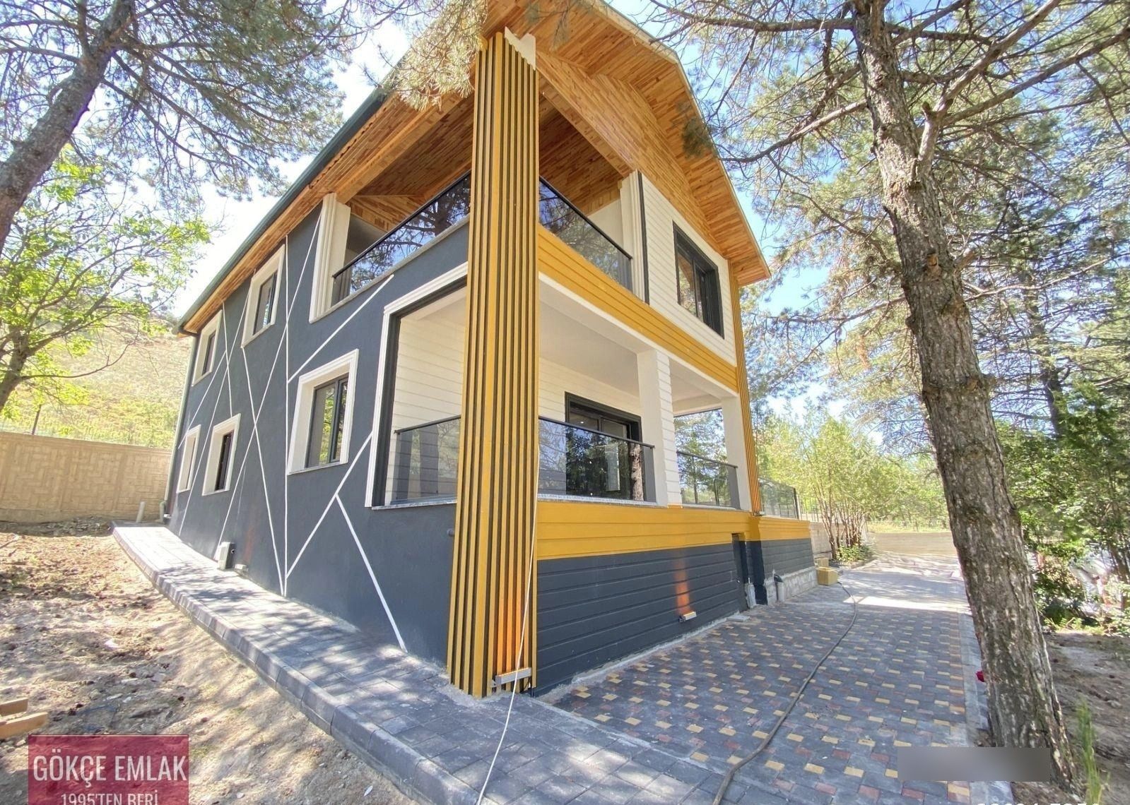 Gökçe Emlak'tn Abadanda Tektapu Yapı Ruhsatlı-anayol Cephe Villa - Görsel 11