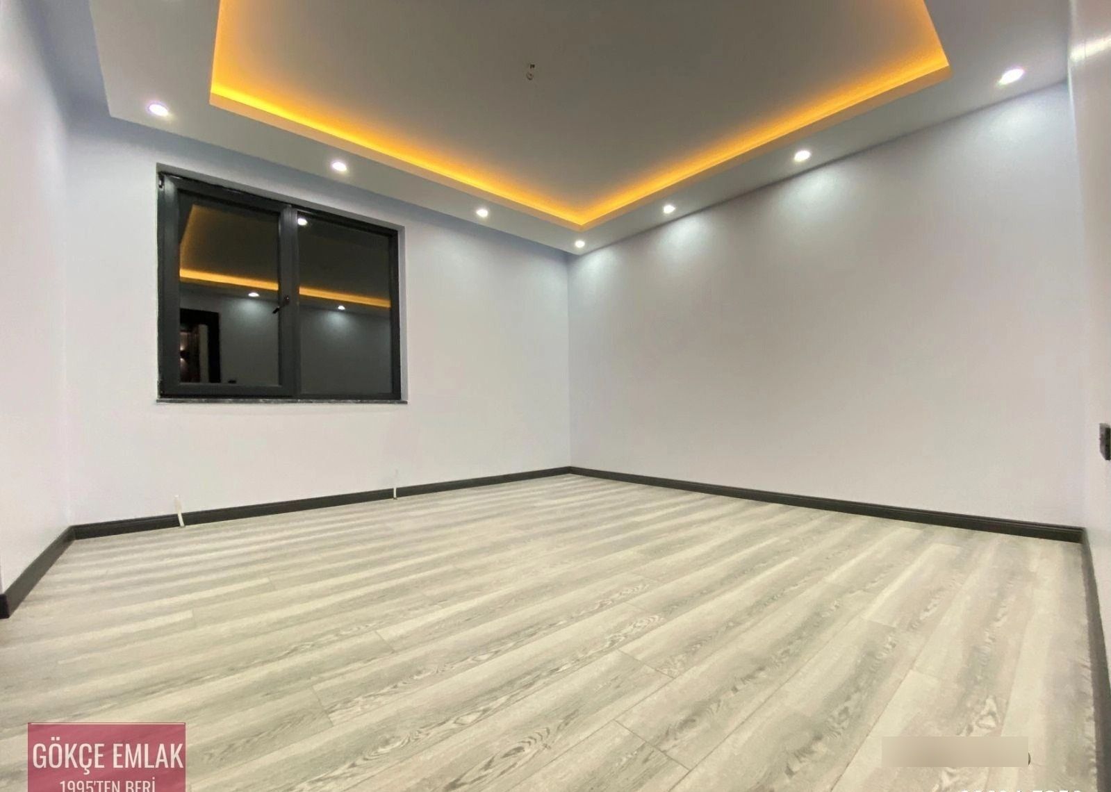 Gökçe Emlak'tn Abadanda Tektapu Yapı Ruhsatlı-anayol Cephe Villa - Görsel 14