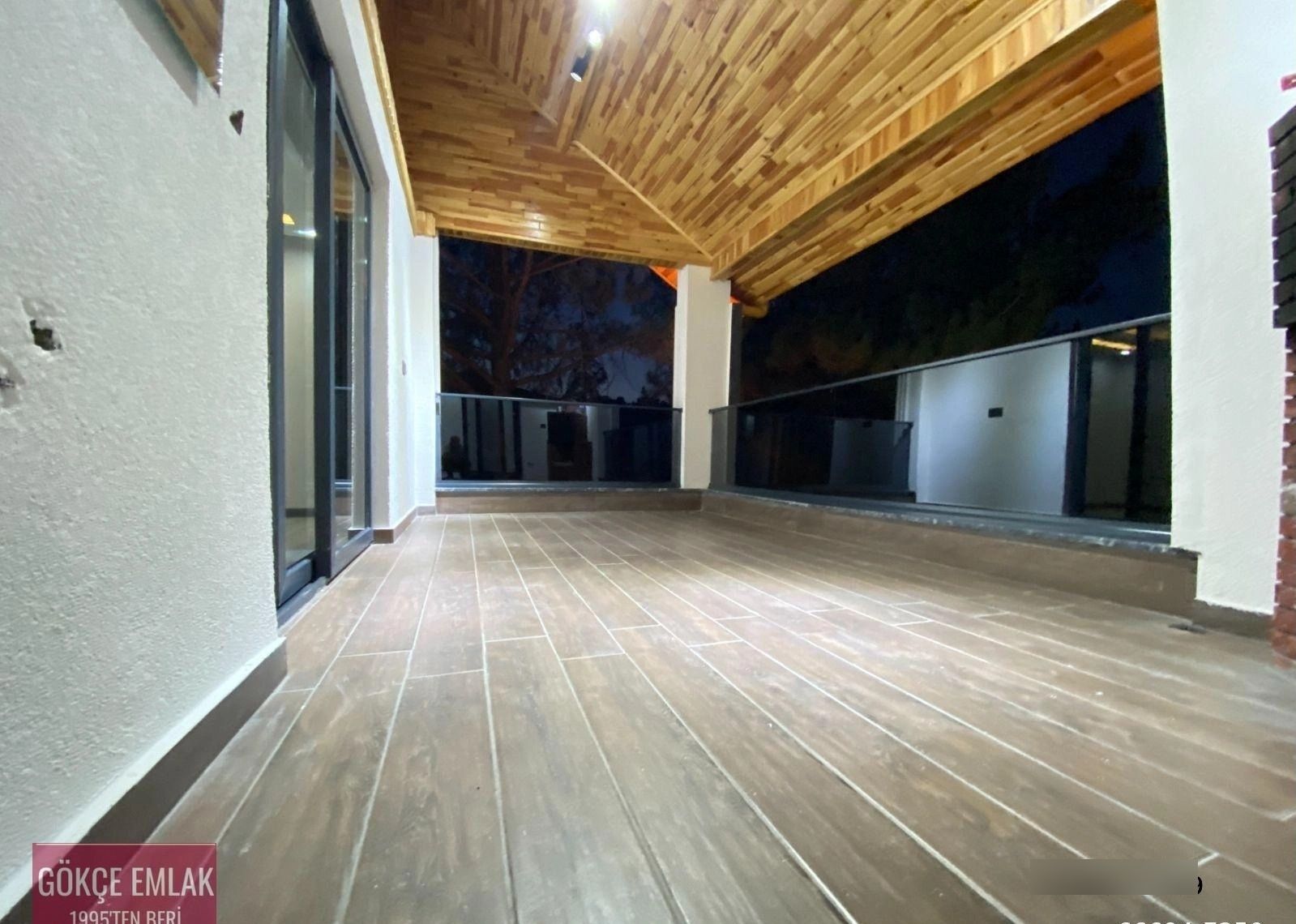 Gökçe Emlak'tn Abadanda Tektapu Yapı Ruhsatlı-anayol Cephe Villa - Görsel 8