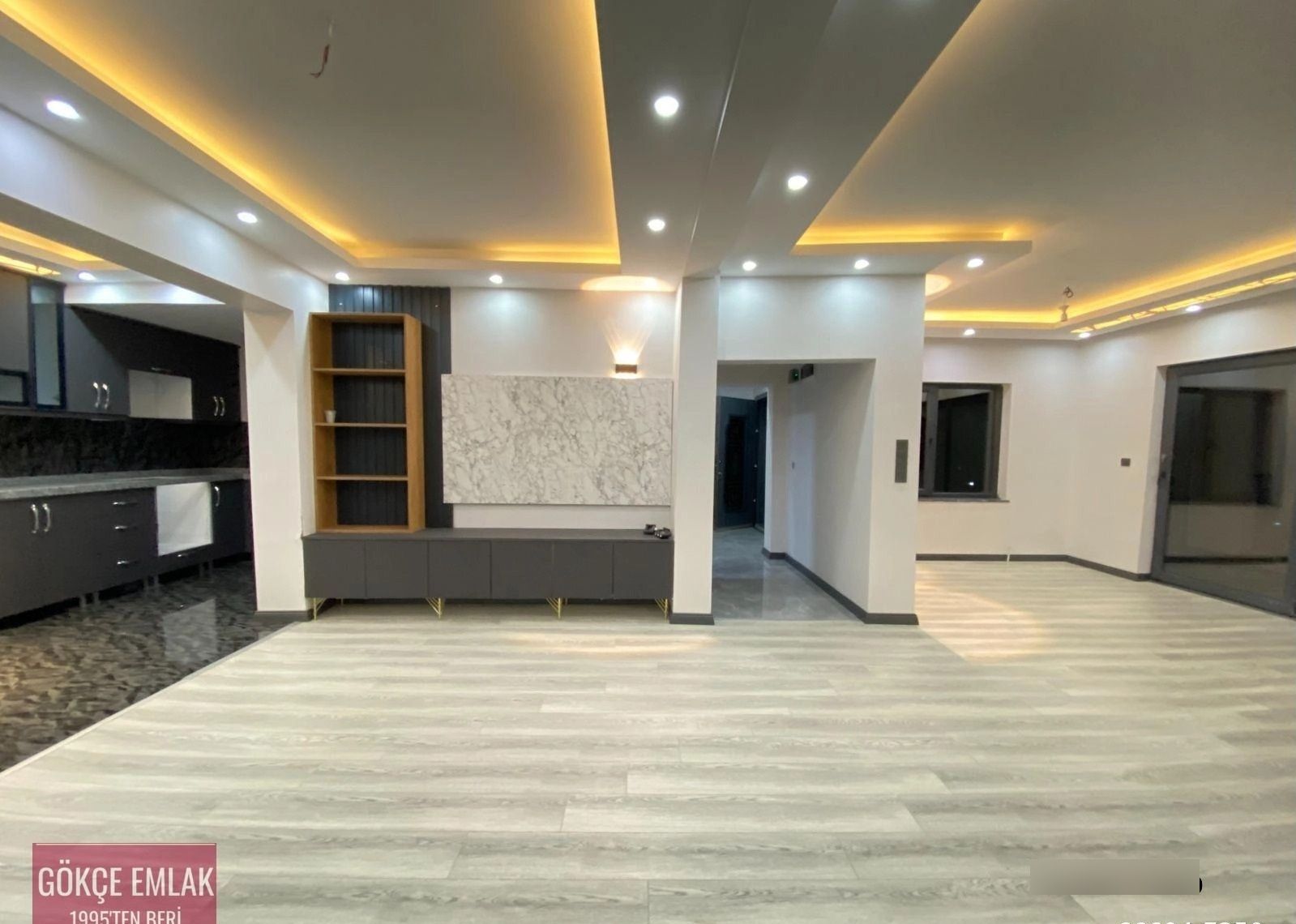 Gökçe Emlak'tn Abadanda Tektapu Yapı Ruhsatlı-anayol Cephe Villa - Görsel 23