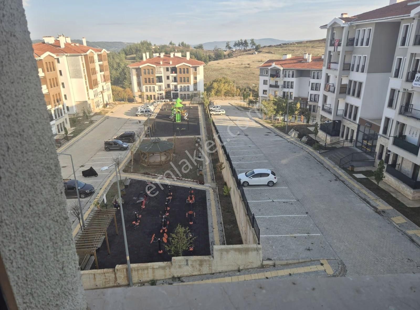 İpekyolu Yapı Emlak'tan Sıfır Ayarında Daire - Görsel 17