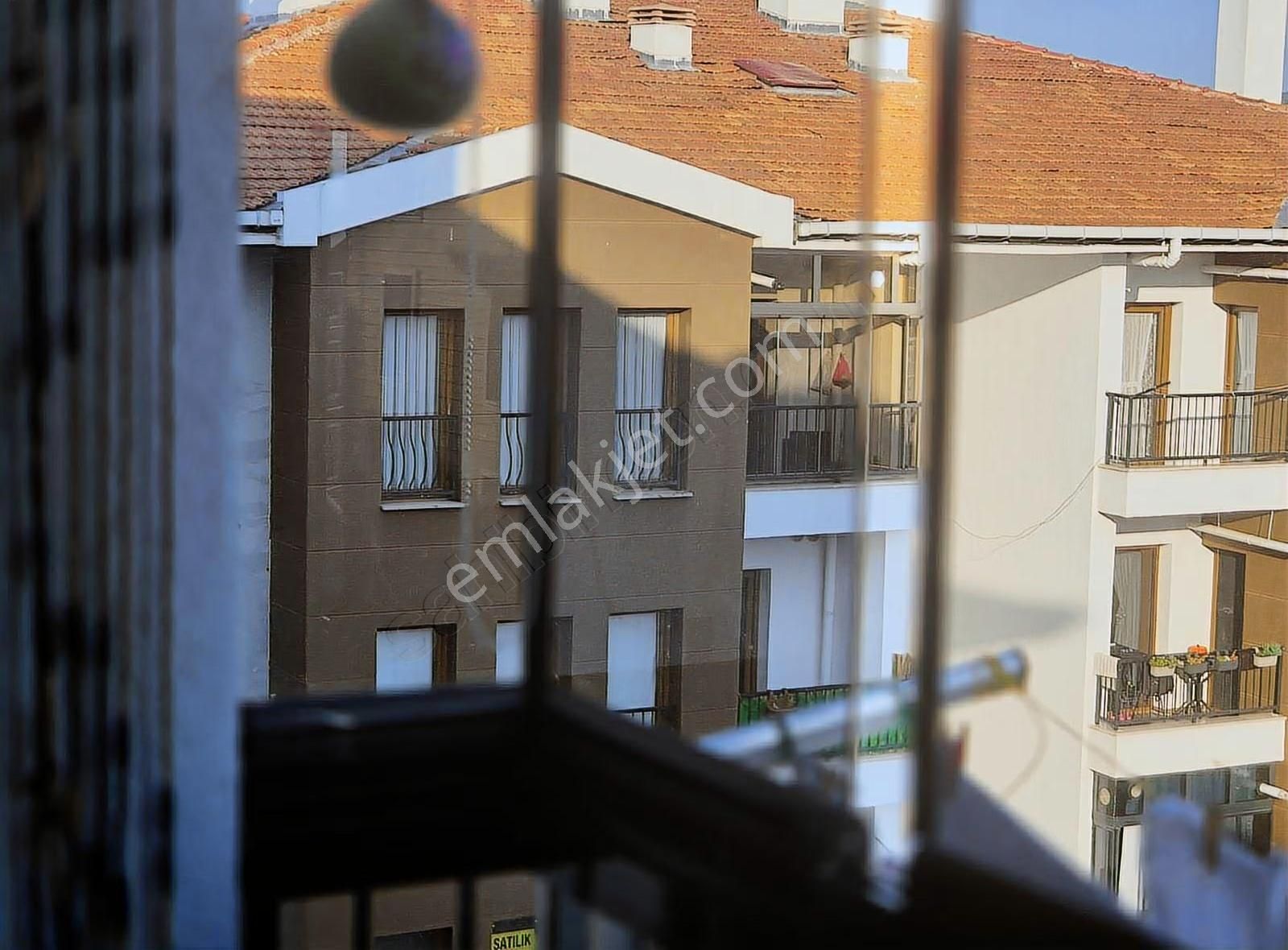 İpekyolu Yapı Emlak'tan Sıfır Ayarında Daire - Görsel 8