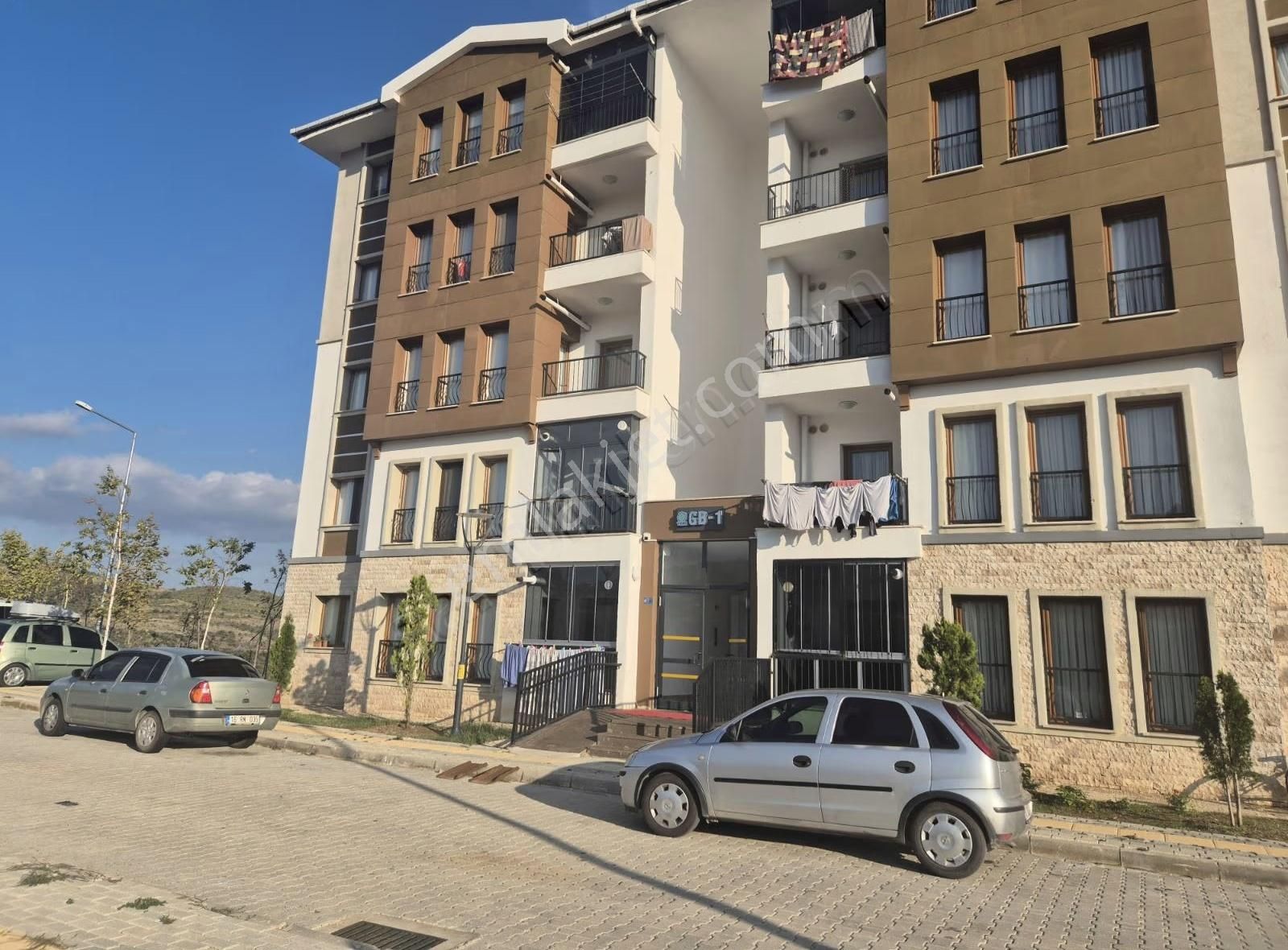 İpekyolu Yapı Emlak'tan Sıfır Ayarında Daire