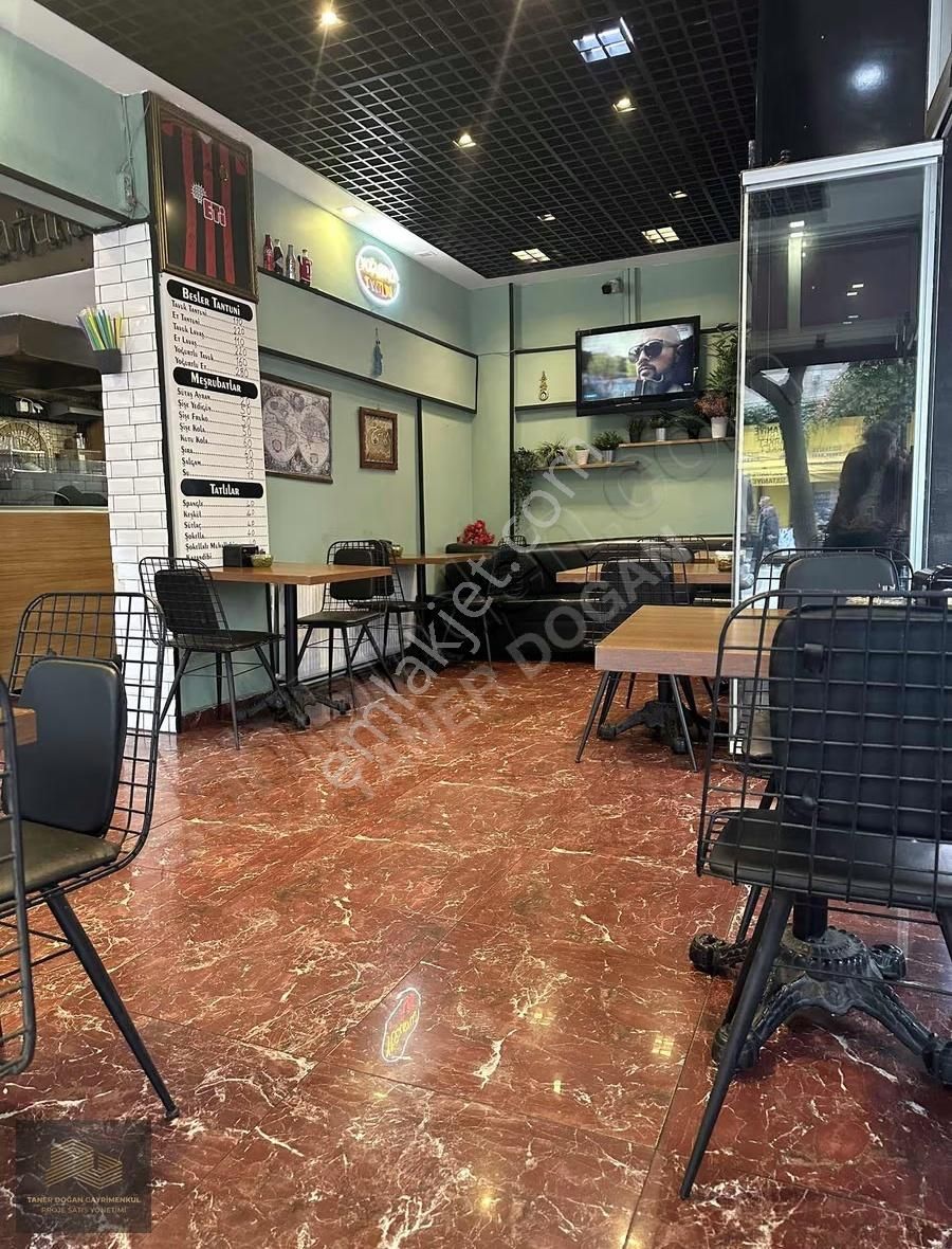 Sakarya Cadde'si Üzerinde Devren Tantuni Salonu - Görsel 5