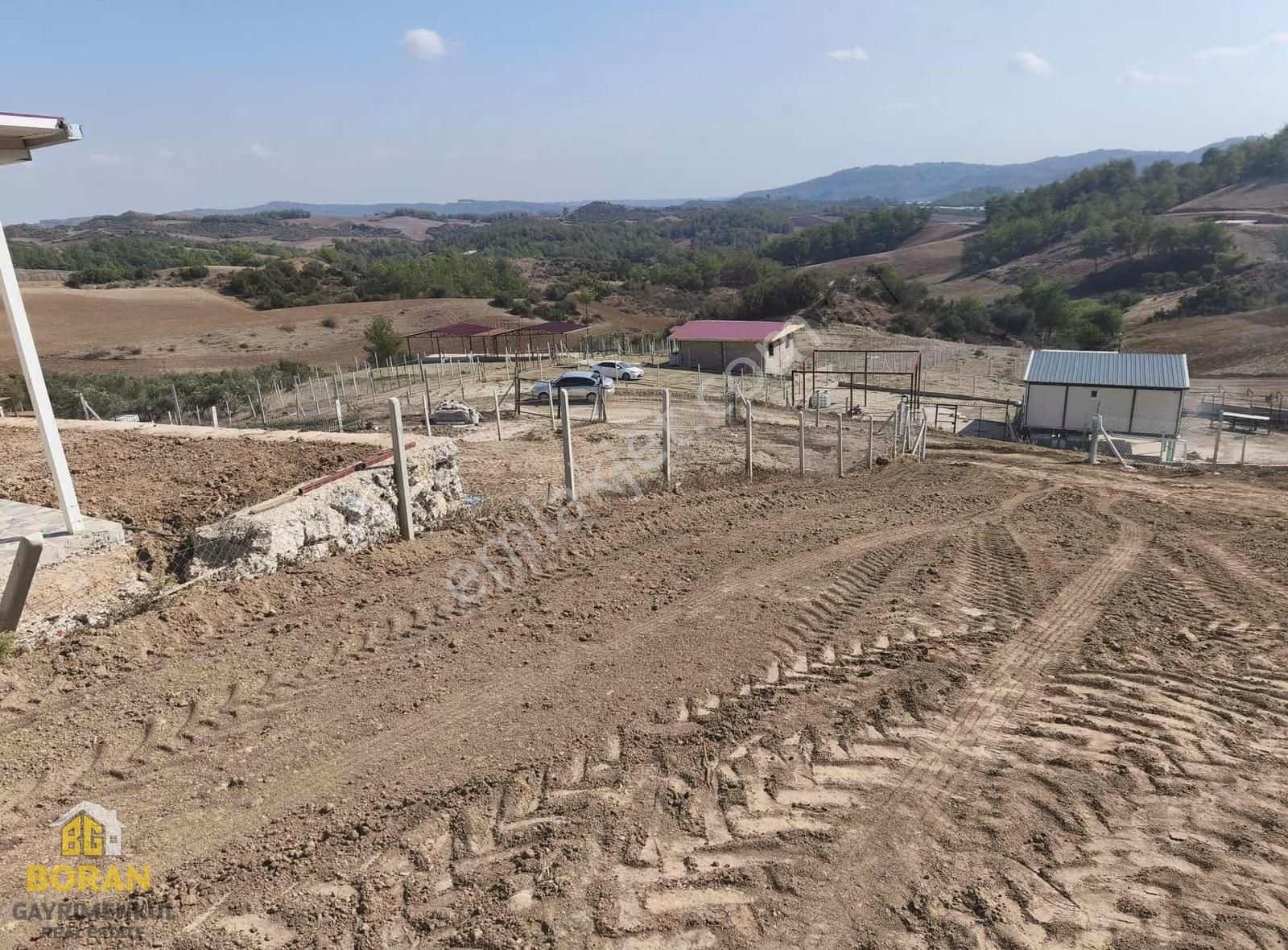 Boran Gayrimenkul'den Karaisalı Kuzgun Köyünde Satılık Arsa - Görsel 10