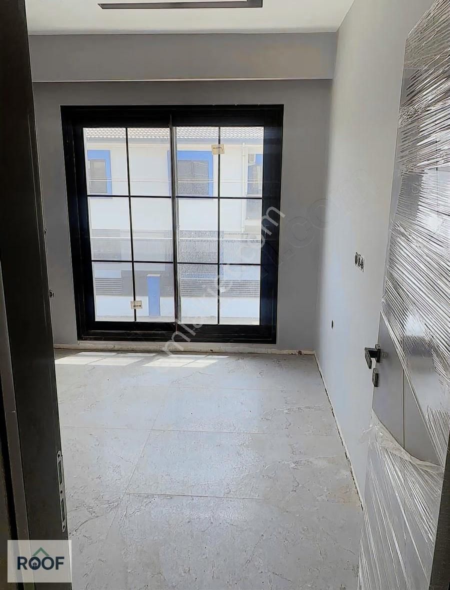 Urla İskele Mah De Deniz Manzaralı Satılık 4+1 Villa - Görsel 2