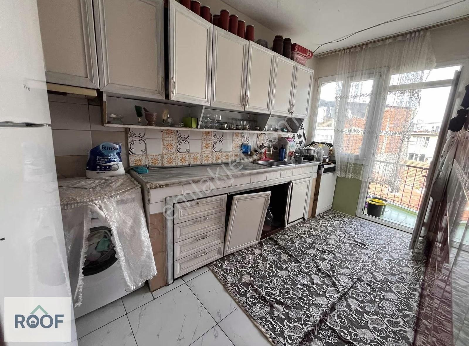 Bornava Altındağda 3 Katlı Komple Satılık Müstakil Ev - Görsel 9