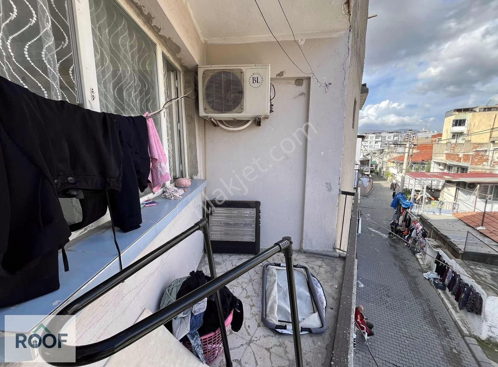 Bornava Altındağda 3 Katlı Komple Satılık Müstakil Ev - Görsel 14