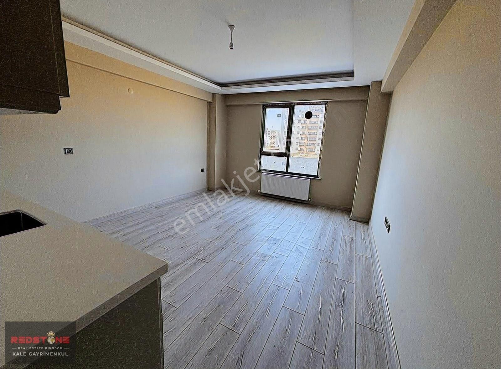 Esenler Mahallesinde 75m2 Terası Bulunan 1+1 Daire Fırsatı - Görsel 6