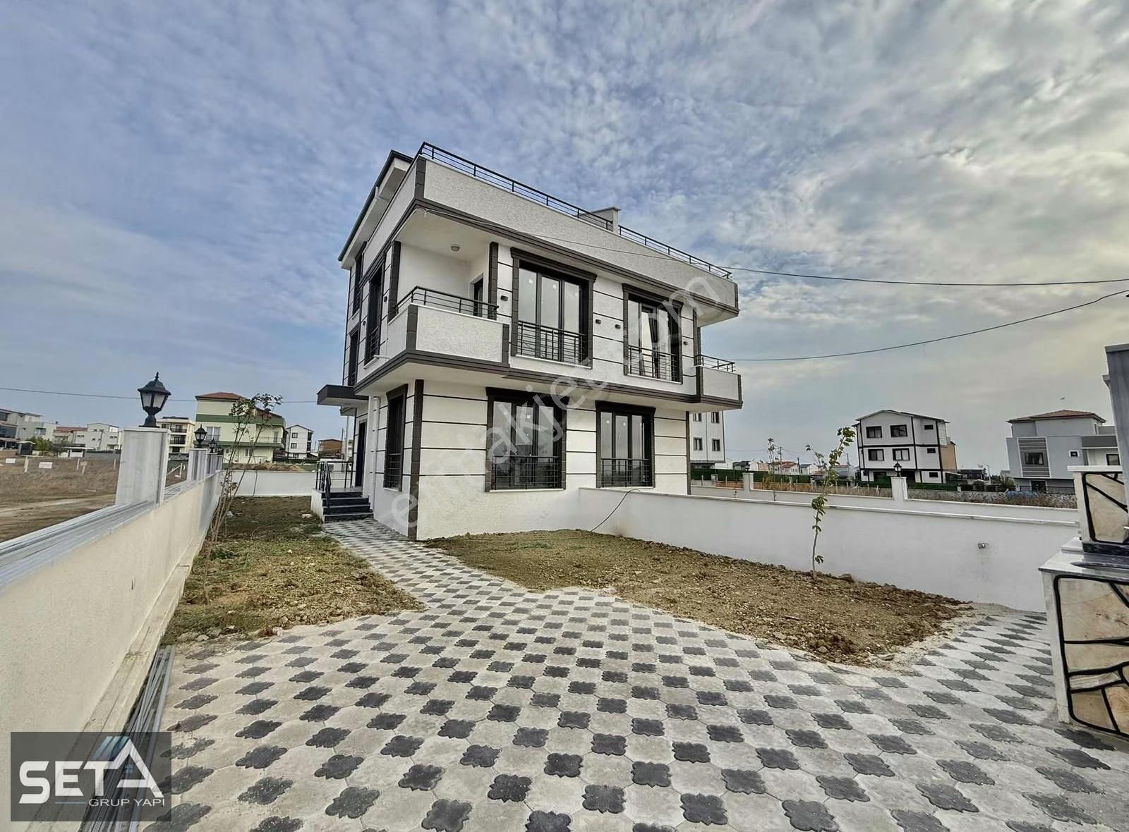 ▀▄▀▄seta Grup▀▄▀▄ Geniş Bahçeli İskanli Otoparklı Manzaralı V. - Görsel 4