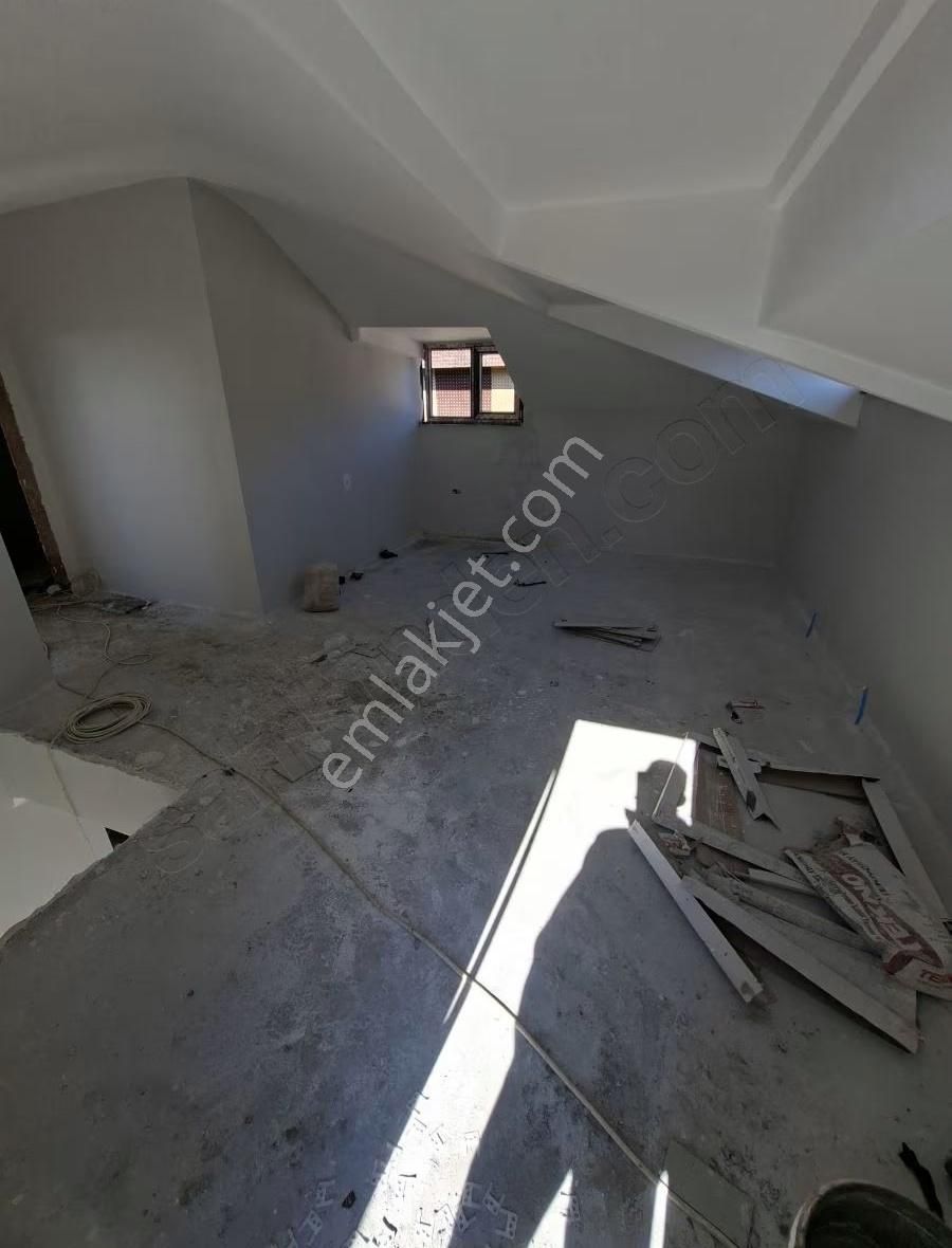 Guzel Konumda 2+2 130 M2 Dubleks Daıre - Görsel 6