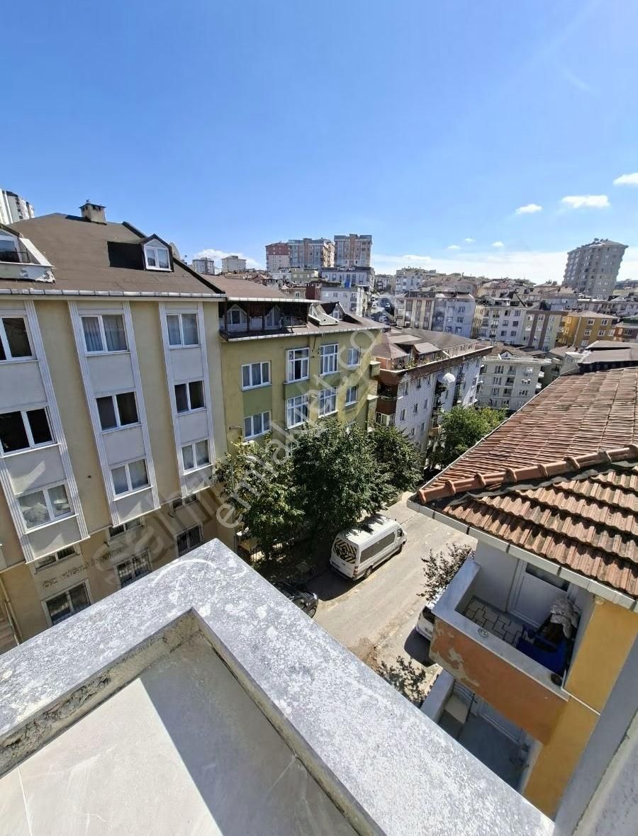 Guzel Konumda 2+2 130 M2 Dubleks Daıre - Görsel 3