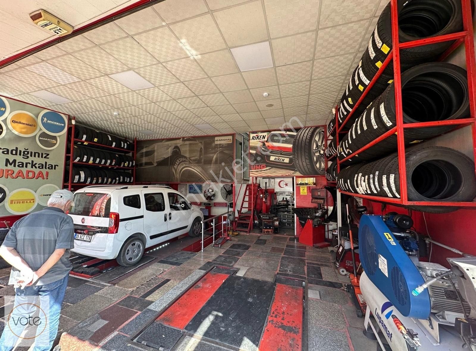 Karabağlar San. En İşlek Noktasında Satılık 180 M² Köşe 3 Dükkan - Görsel 14