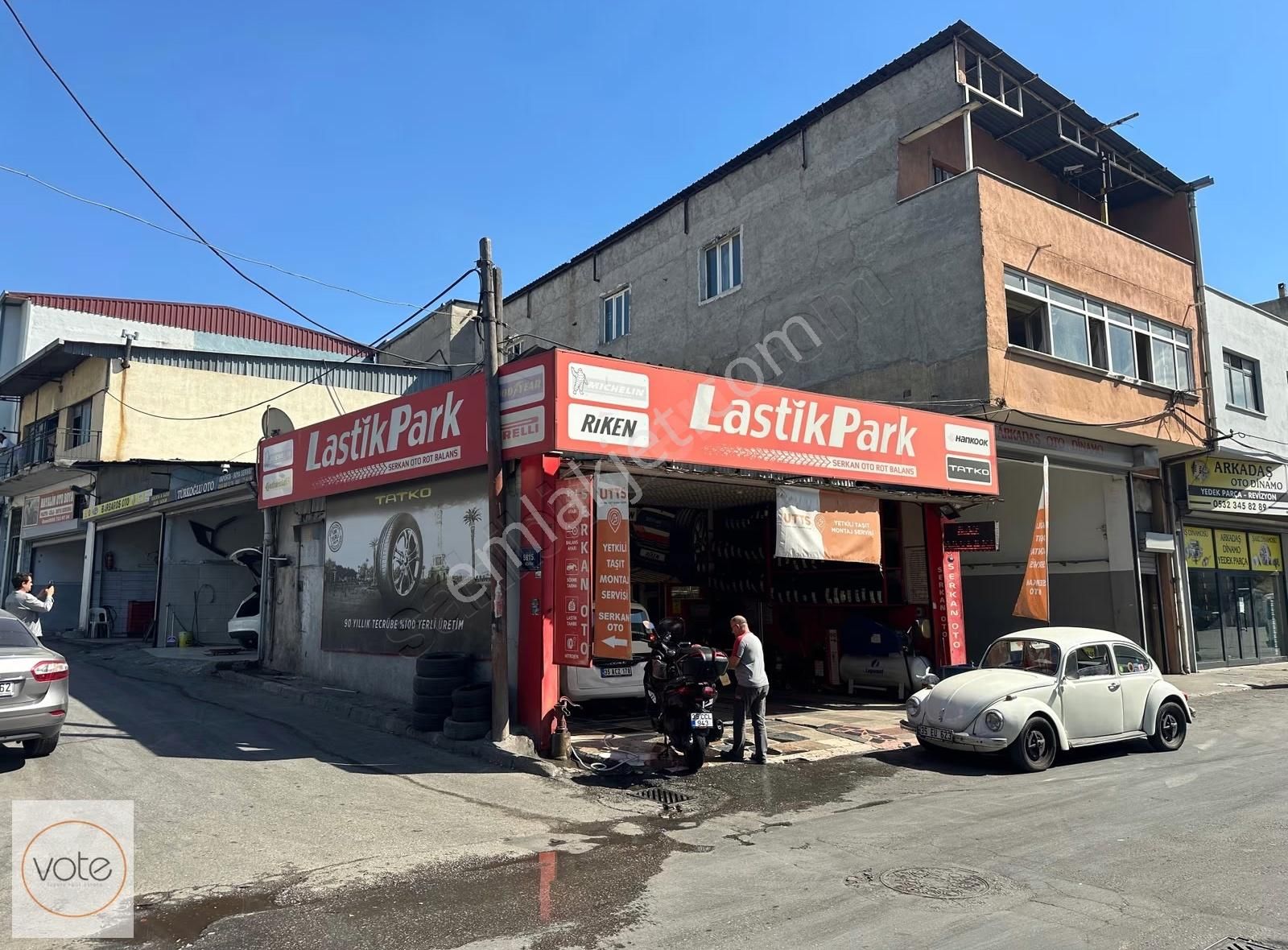 Karabağlar San. En İşlek Noktasında Satılık 180 M² Köşe 3 Dükkan - Görsel 15