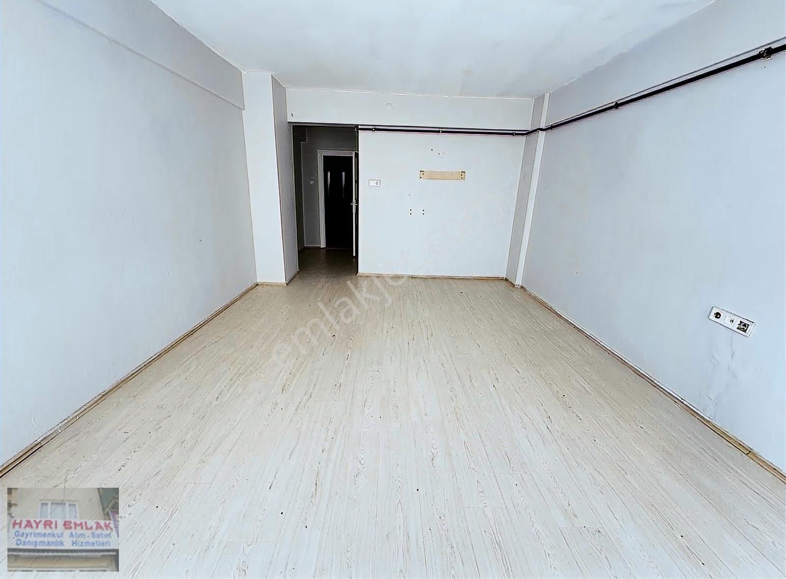 Gemlik Merkezde 3+1 Satılık Daire - Görsel 2